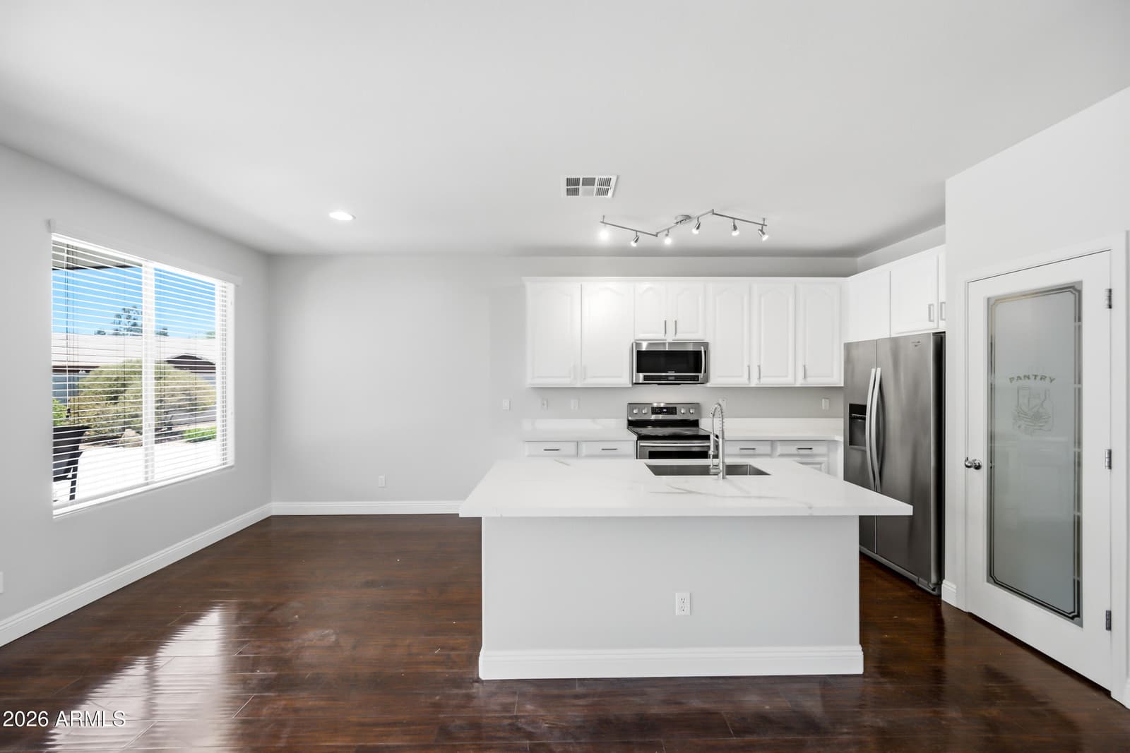 34634 N APPALOOSA Way, San Tan Valley, AZ 85144 — photo 4 of 29