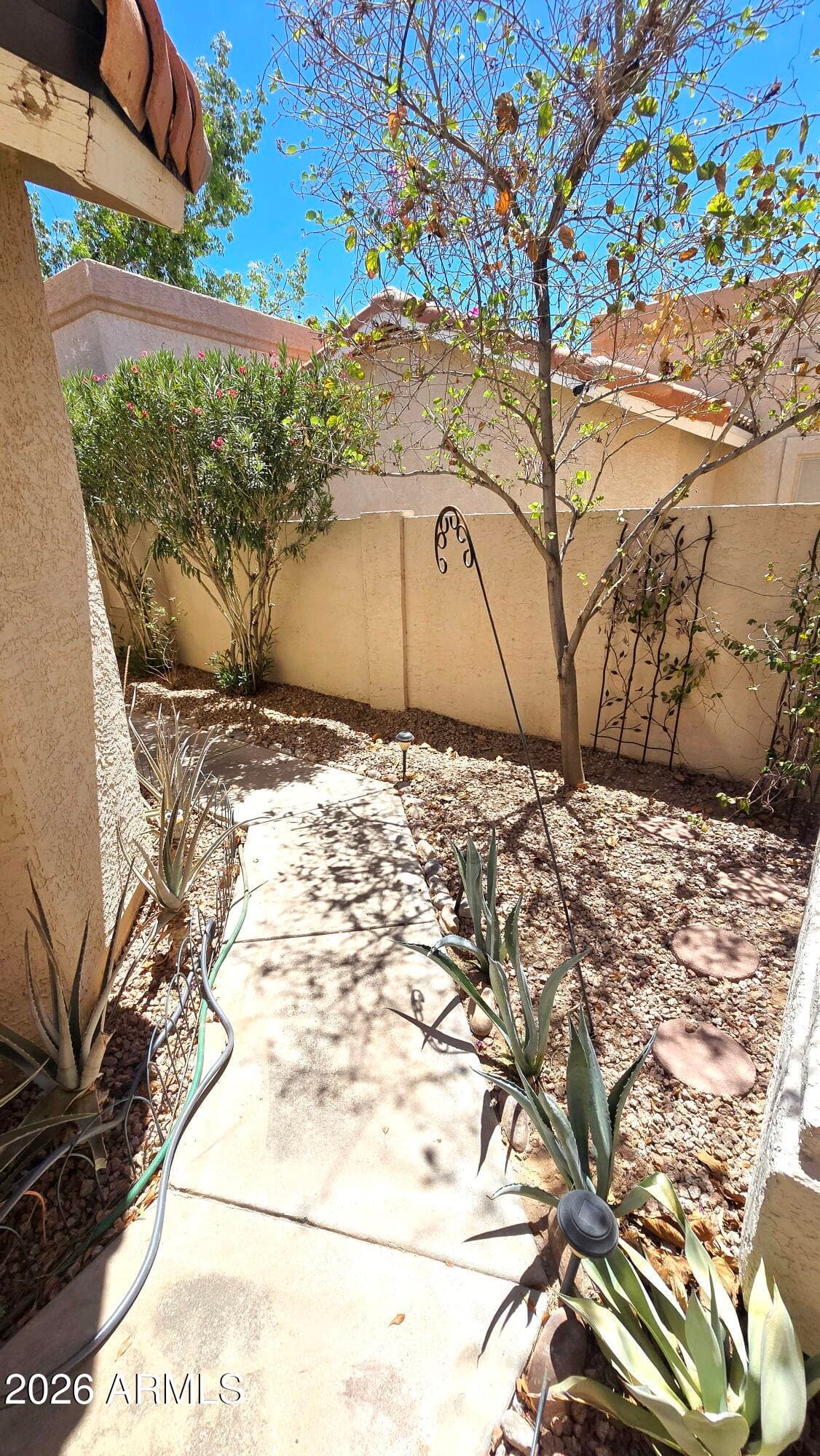 328 W LODGE Drive, Tempe, AZ 85283 — photo 5 of 34