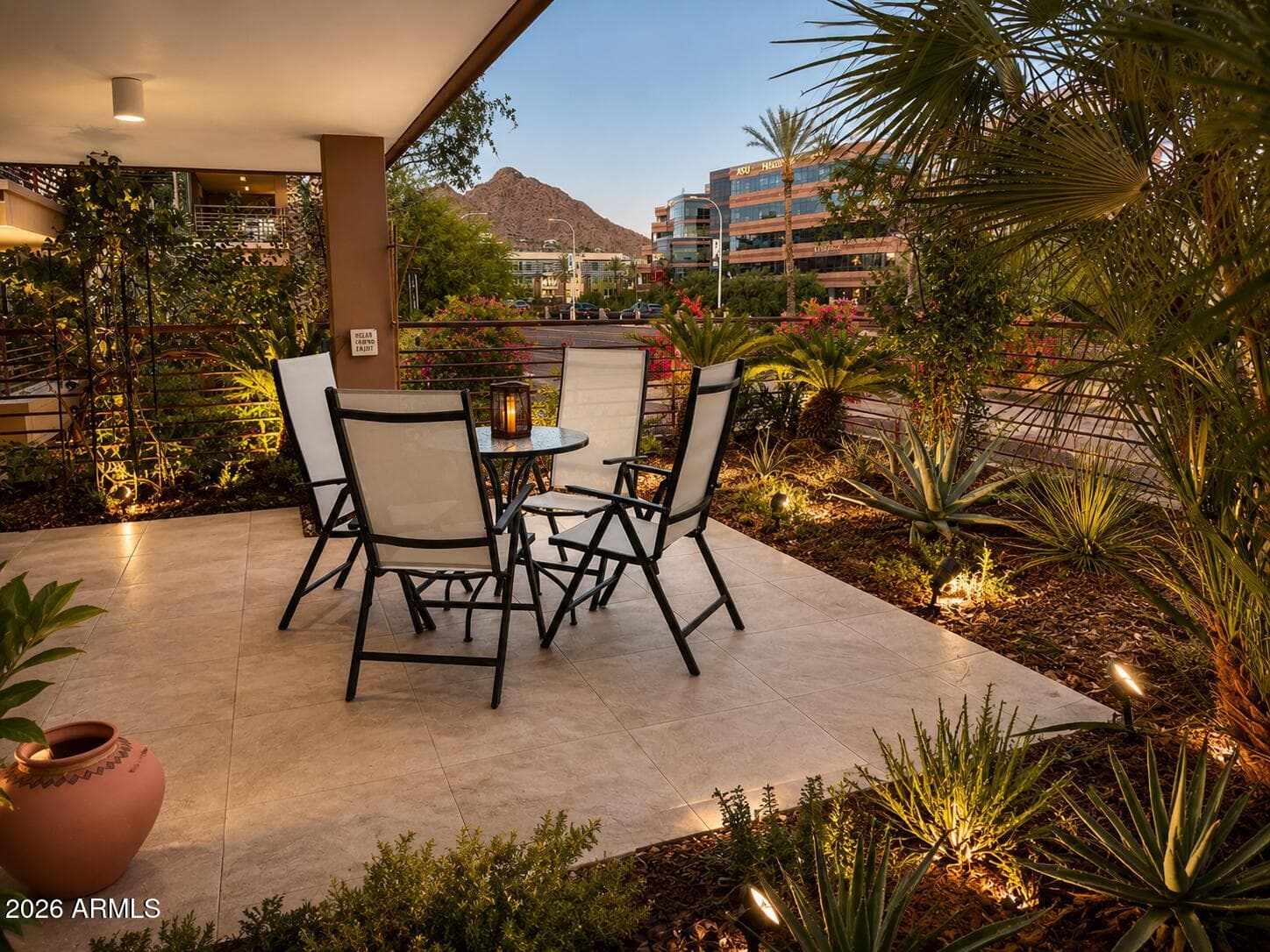 7161 E RANCHO VISTA Drive 2008, Scottsdale, AZ 85251 — photo 3 of 33