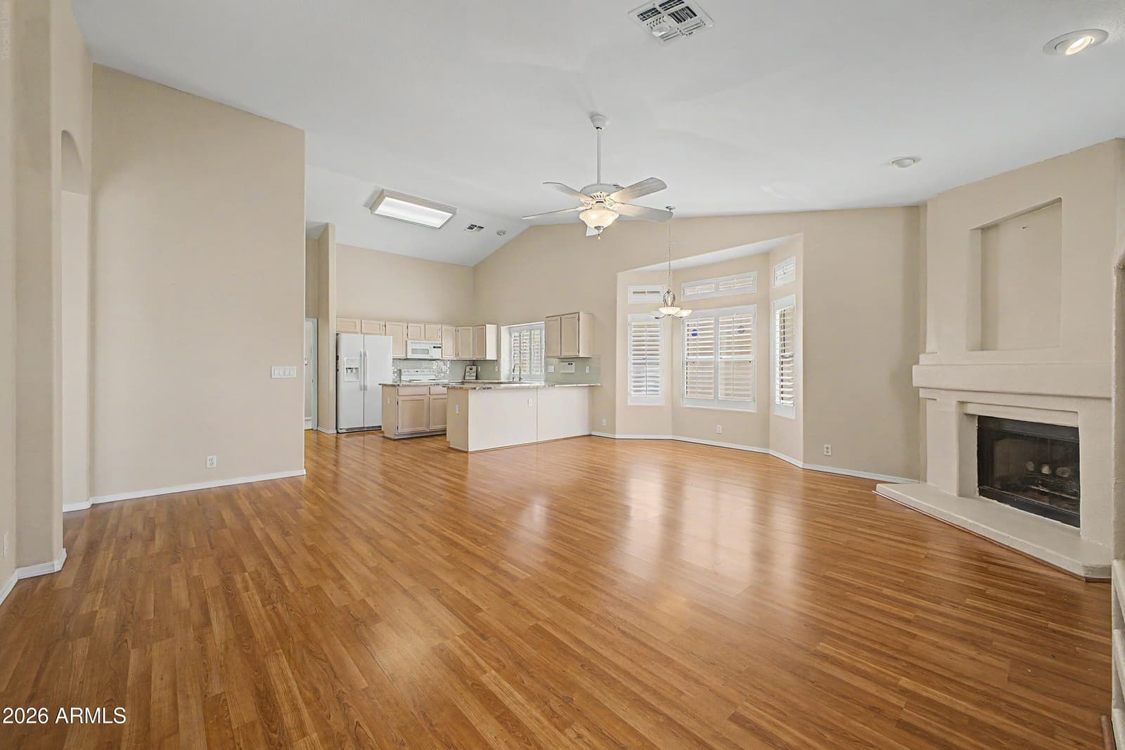 8462 W MCRAE Way, Peoria, AZ 85382 — photo 16 of 39