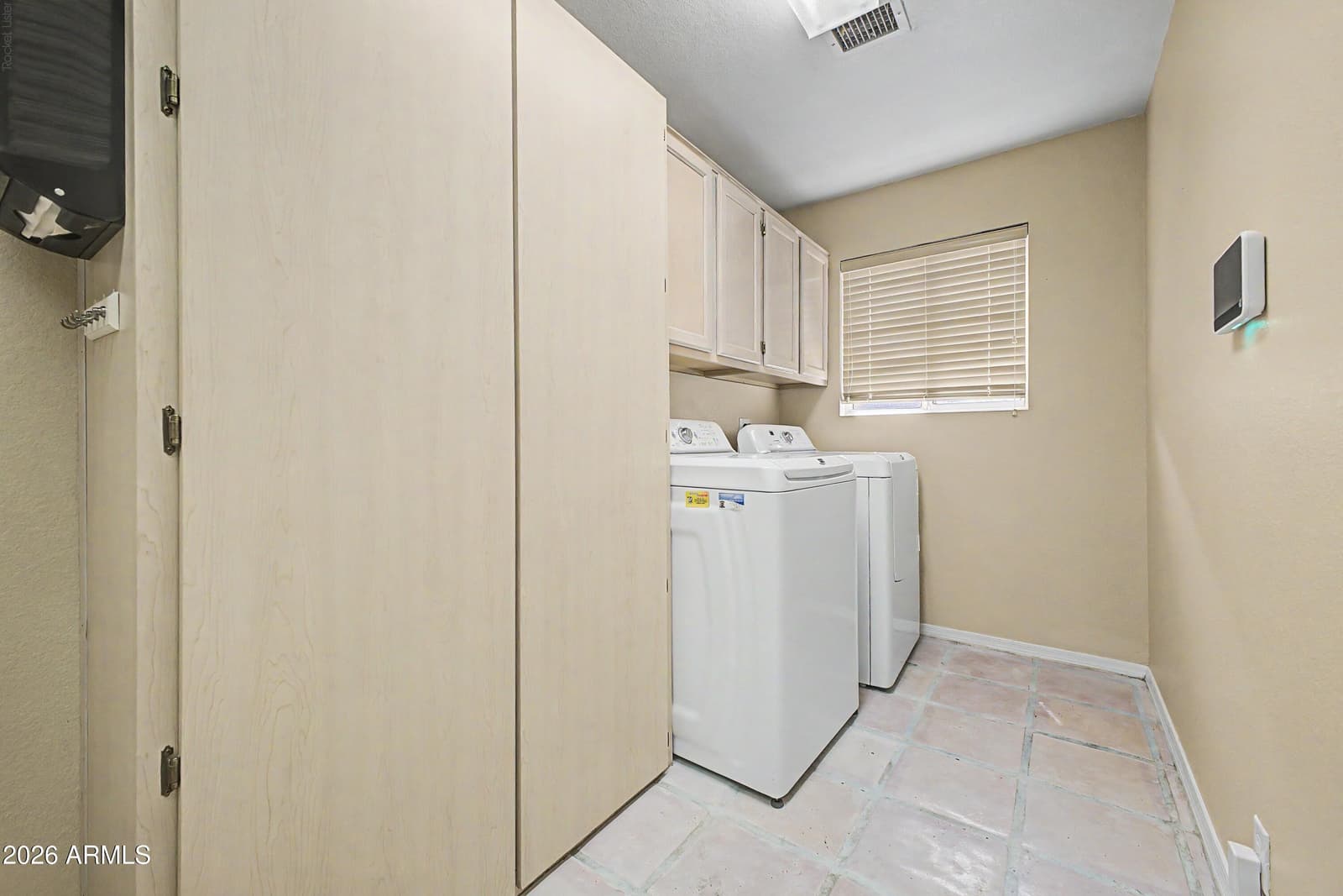 8462 W MCRAE Way, Peoria, AZ 85382 — photo 35 of 39