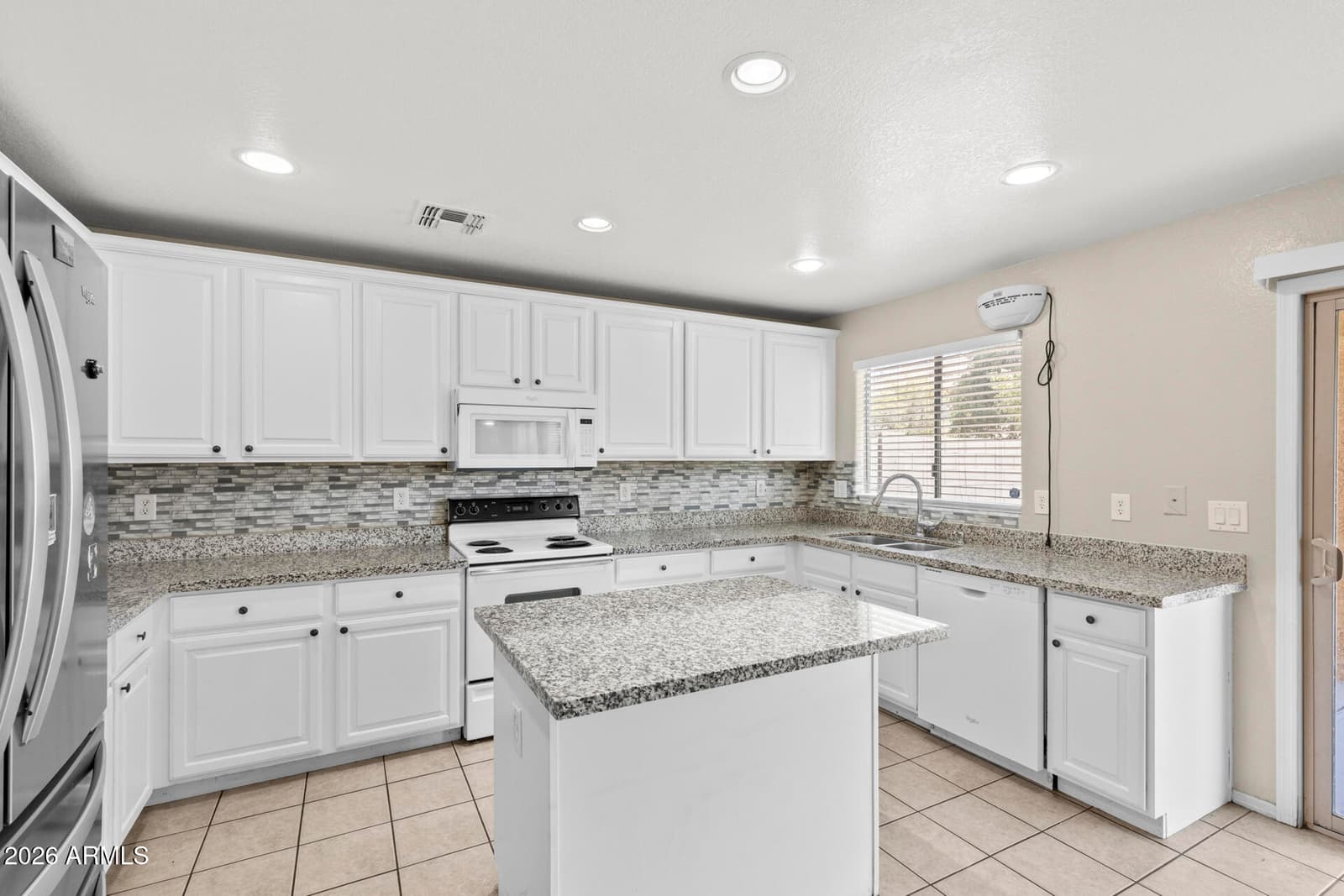 691 E CHRISTOPHER Street, San Tan Valley, AZ 85140 — photo 27 of 61