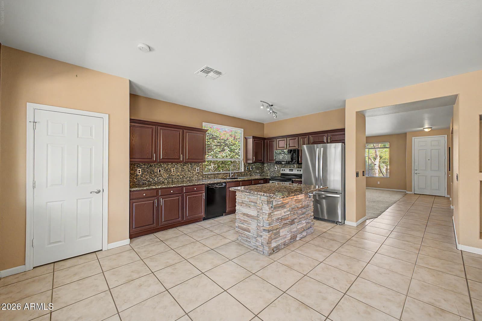 10767 W CITRUS GROVE Way, Avondale, AZ 85392 — photo 8 of 21