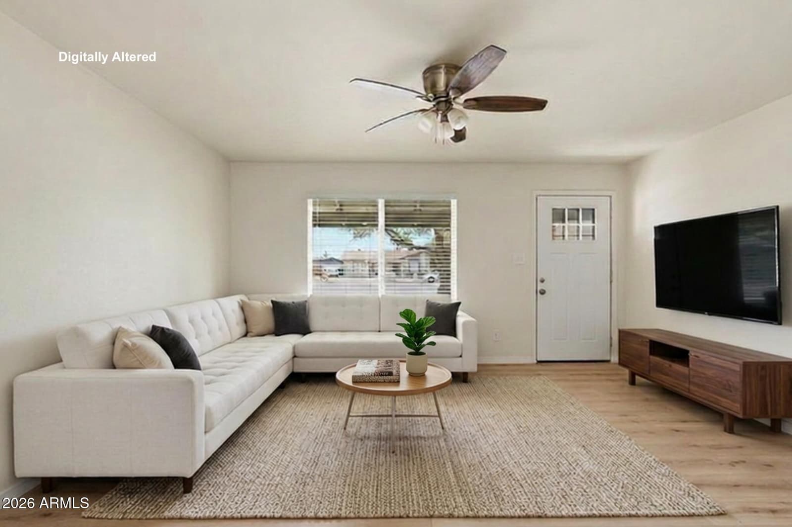 612 W FARMDALE Avenue, Mesa, AZ 85210 — photo 5 of 39