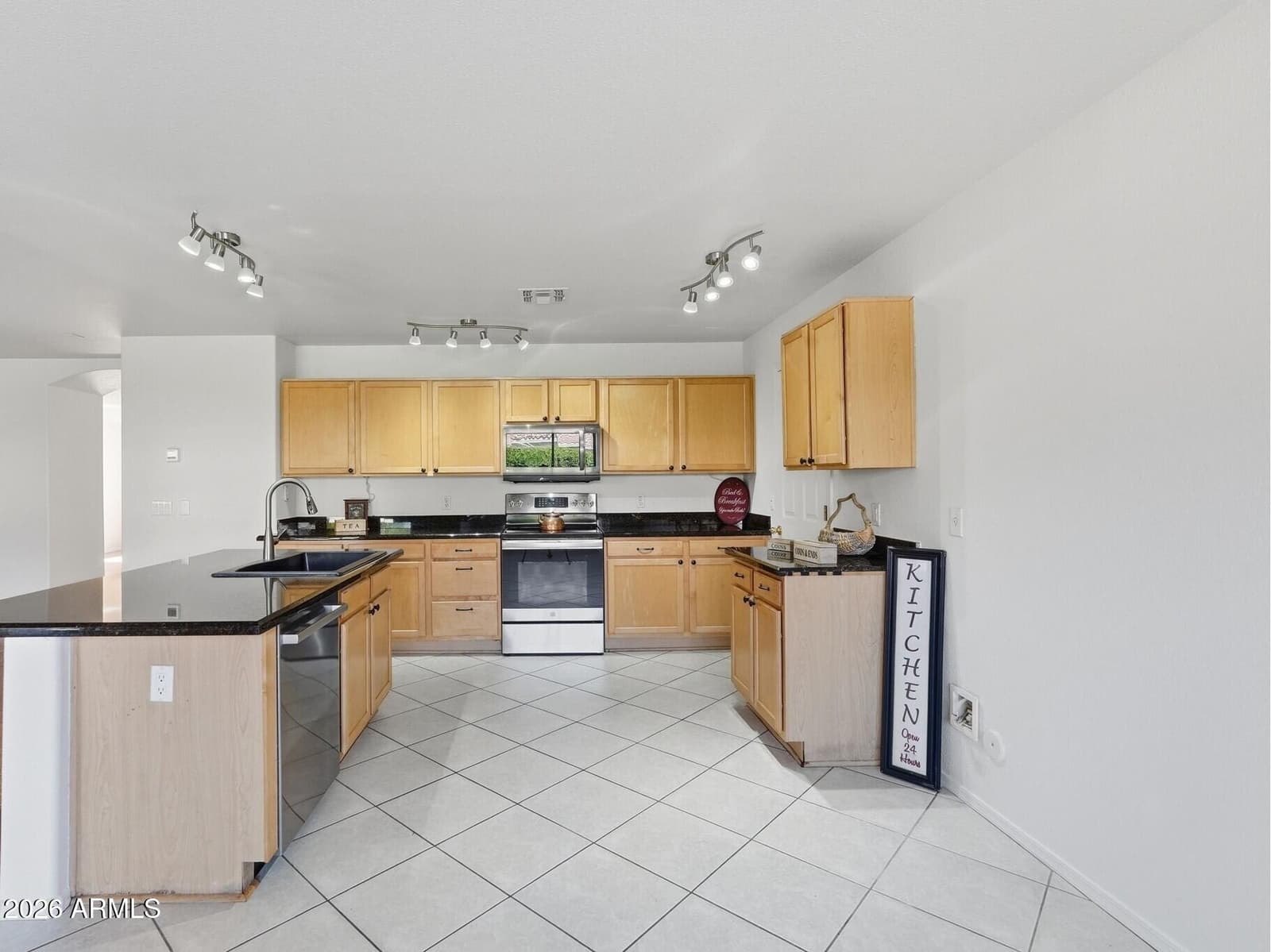 12616 N 58th Avenue -, Glendale, AZ 85304 — photo 11 of 46