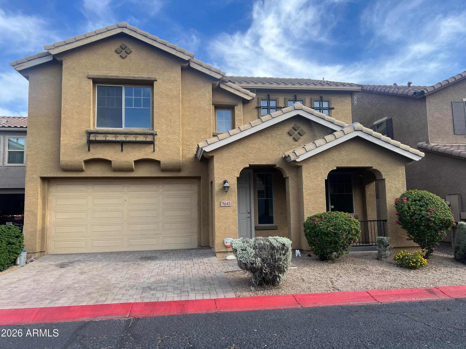 5643 E ALDER Avenue, Mesa, AZ 85206 — photo 4 of 33