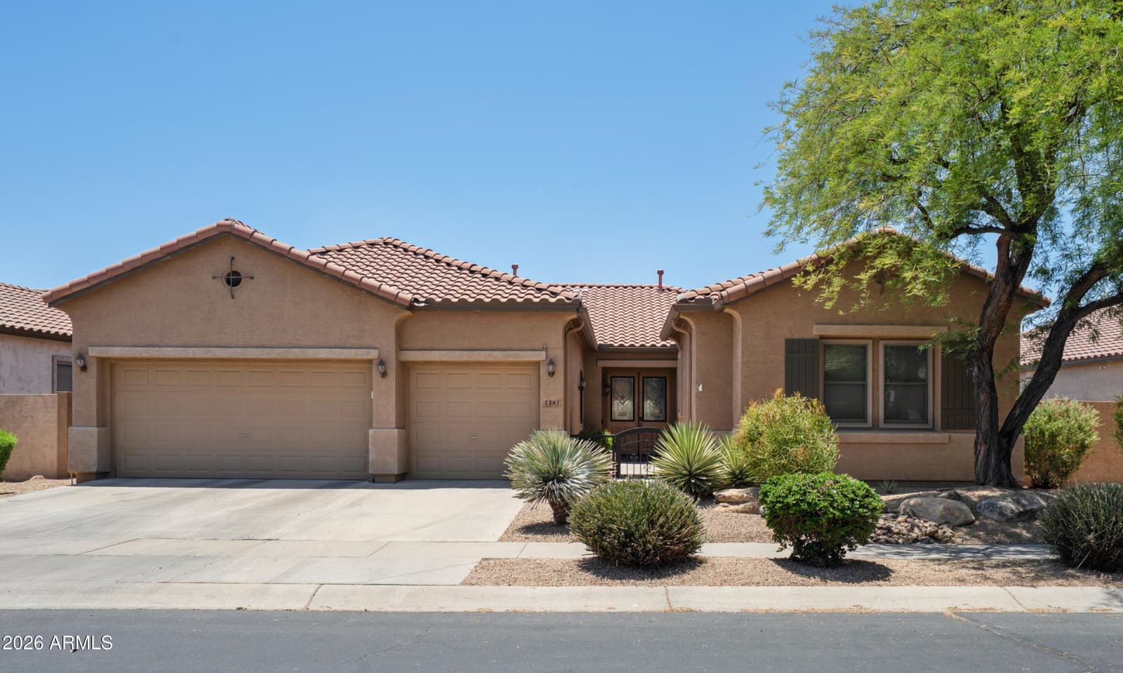 2341 W BRAMBLE BERRY Lane, Phoenix, AZ 85085 — photo 42 of 50