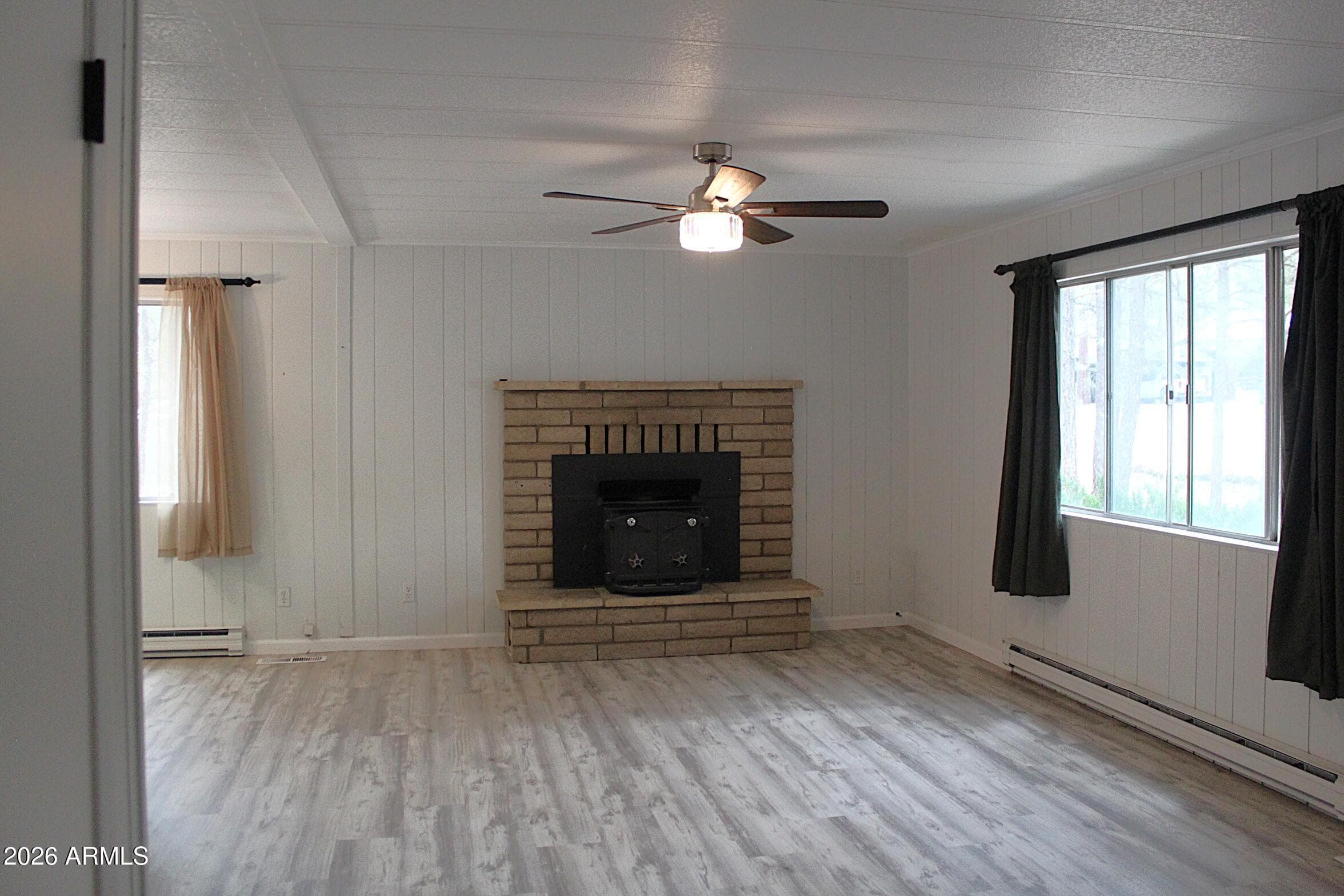 901 N 46TH Drive, Show Low, AZ 85901 — photo 5 of 16