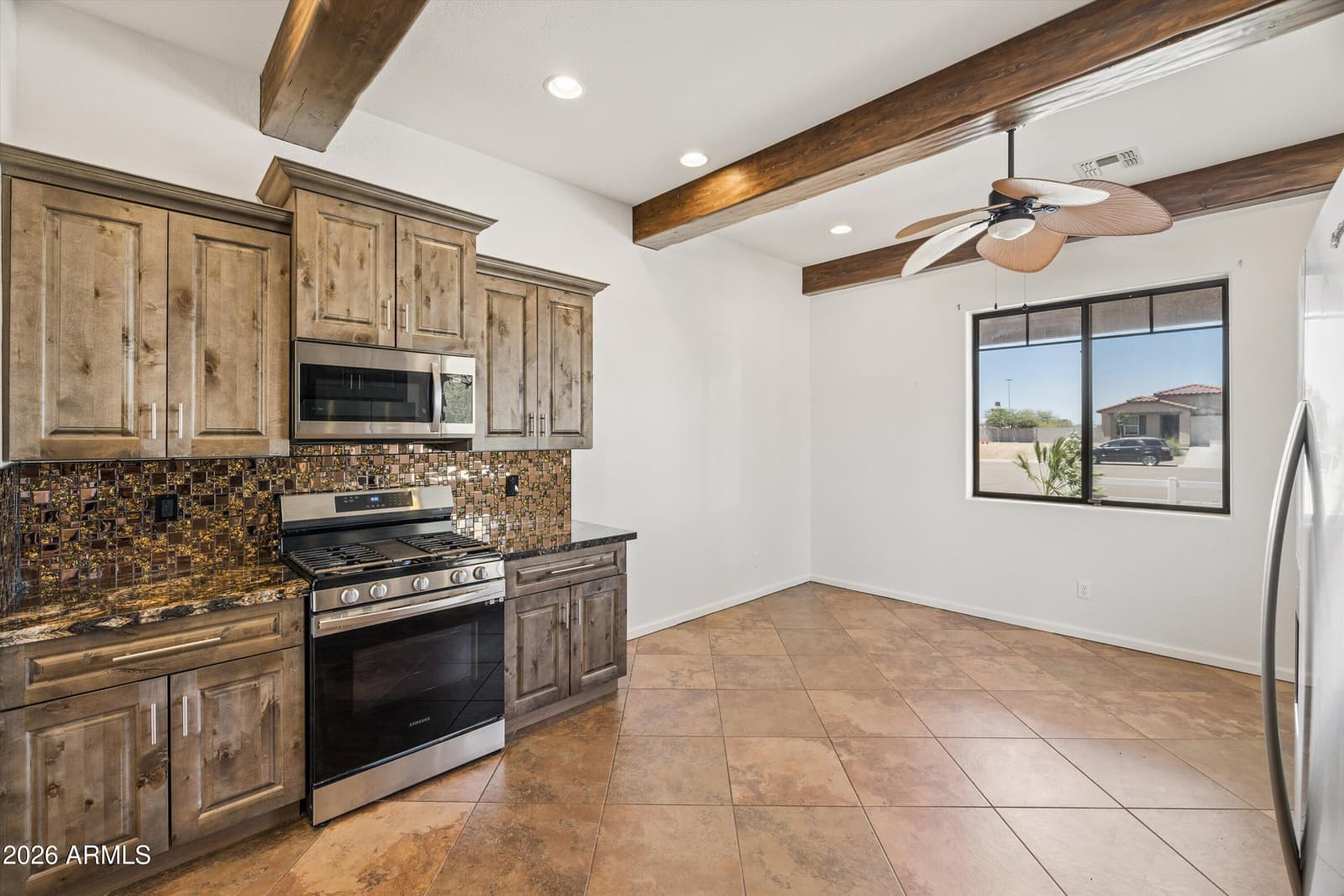 3725 W LONG Drive, Eloy, AZ 85131 — photo 9 of 34