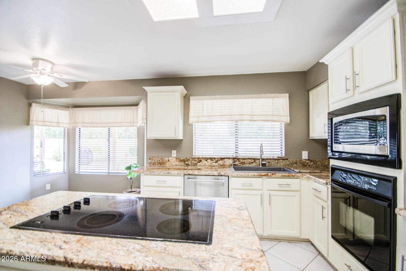 13413 S 38TH Street, Phoenix, AZ 85044 — photo 12 of 52