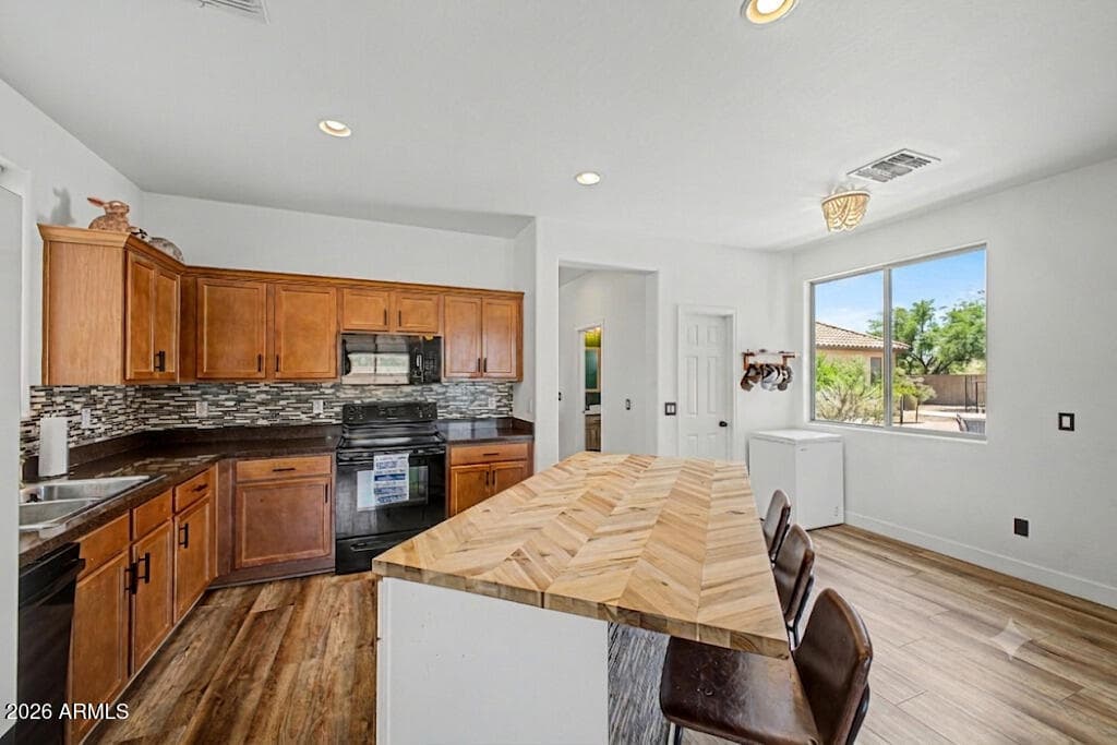 9151 S 258TH Lane, Buckeye, AZ 85326 — photo 4 of 13