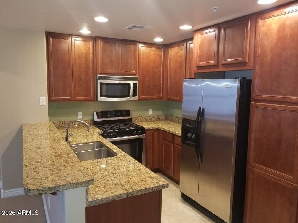 5350 E DEER VALLEY Drive E 3249, Phoenix, AZ 85054 — photo 2 of 9