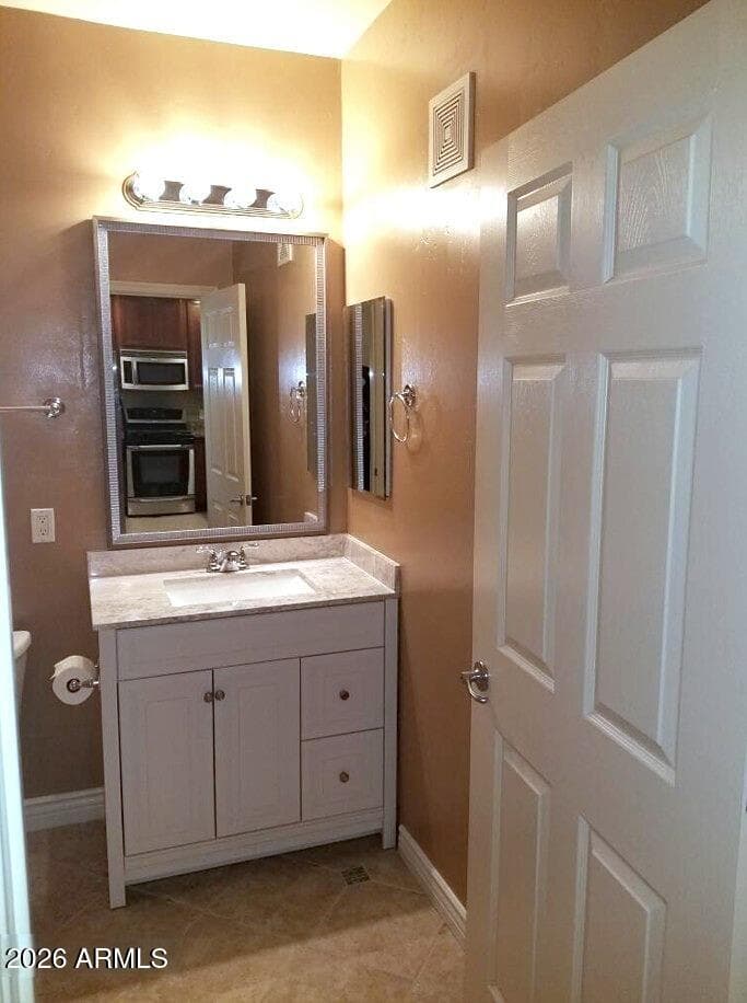 5350 E DEER VALLEY Drive E 3249, Phoenix, AZ 85054 — photo 5 of 9