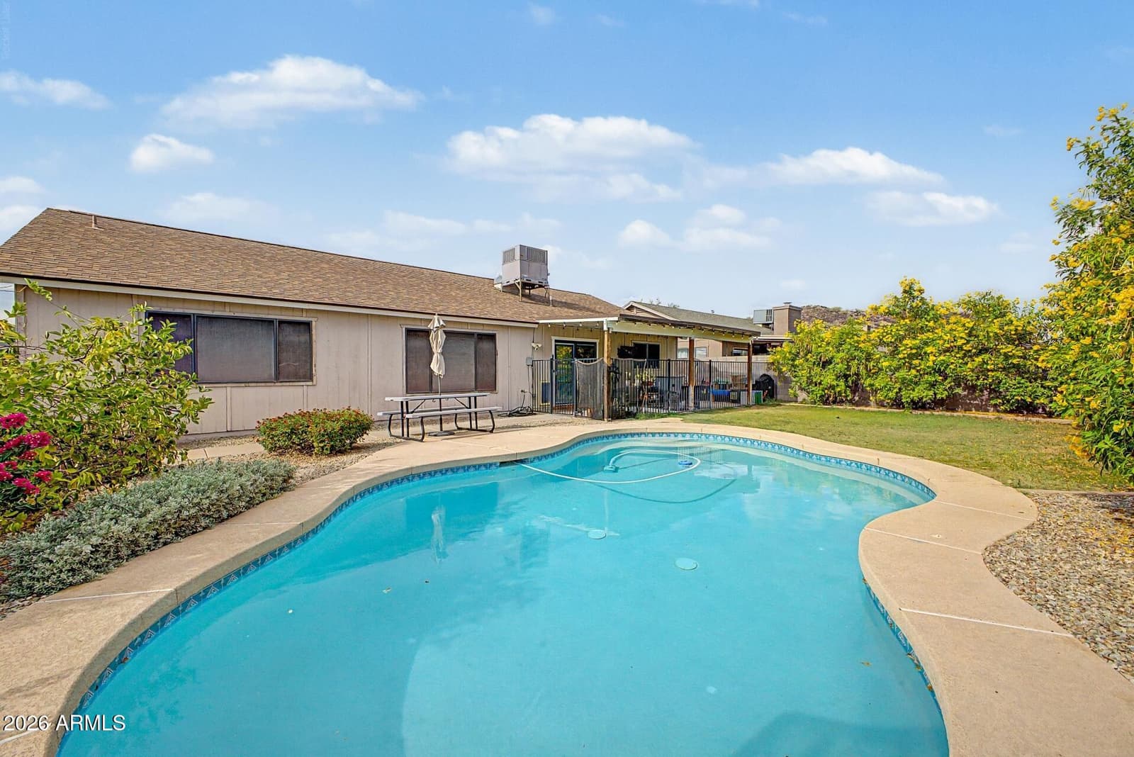 3073 W COUNTRY CLUB Terrace, Phoenix, AZ 85027 — photo 3 of 38