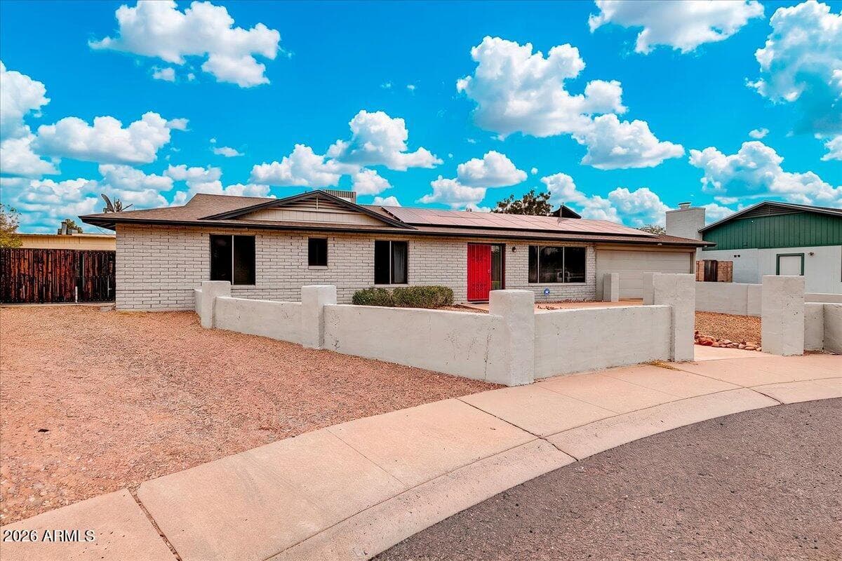 1944 W KRISTAL Way, Phoenix, AZ 85027 — photo 2 of 17