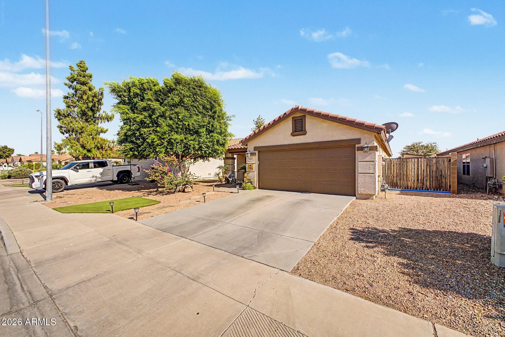 11259 E EMELITA Avenue, Mesa, AZ 85208 — photo 3 of 21