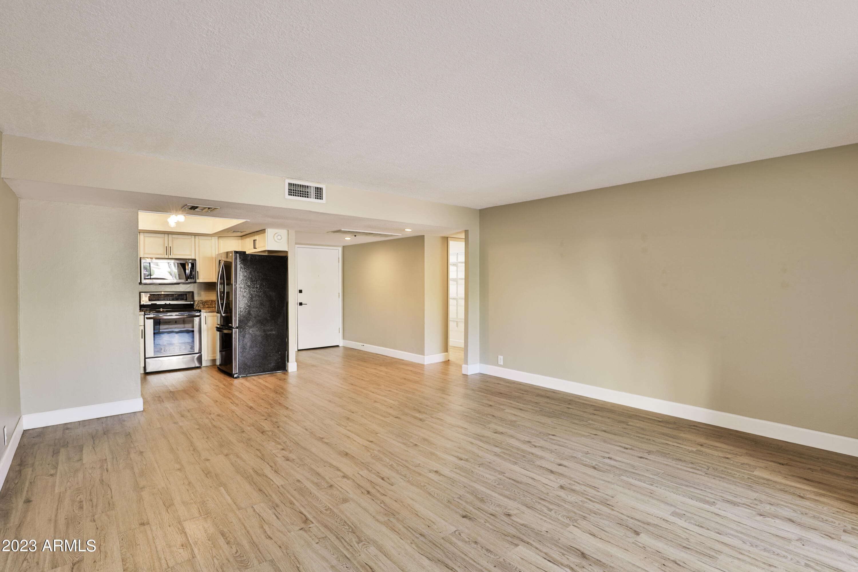 7920 E CAMELBACK Road 102, Scottsdale, AZ 85251 — photo 4 of 37