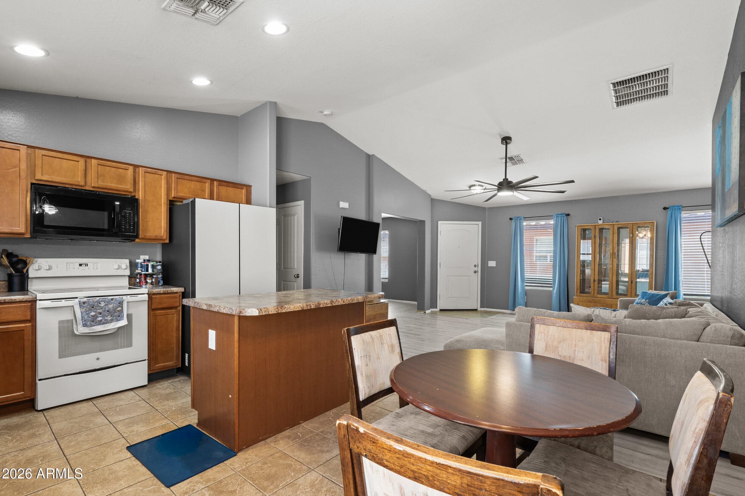 40442 W THORNBERRY Lane, Maricopa, AZ 85138 — photo 10 of 29
