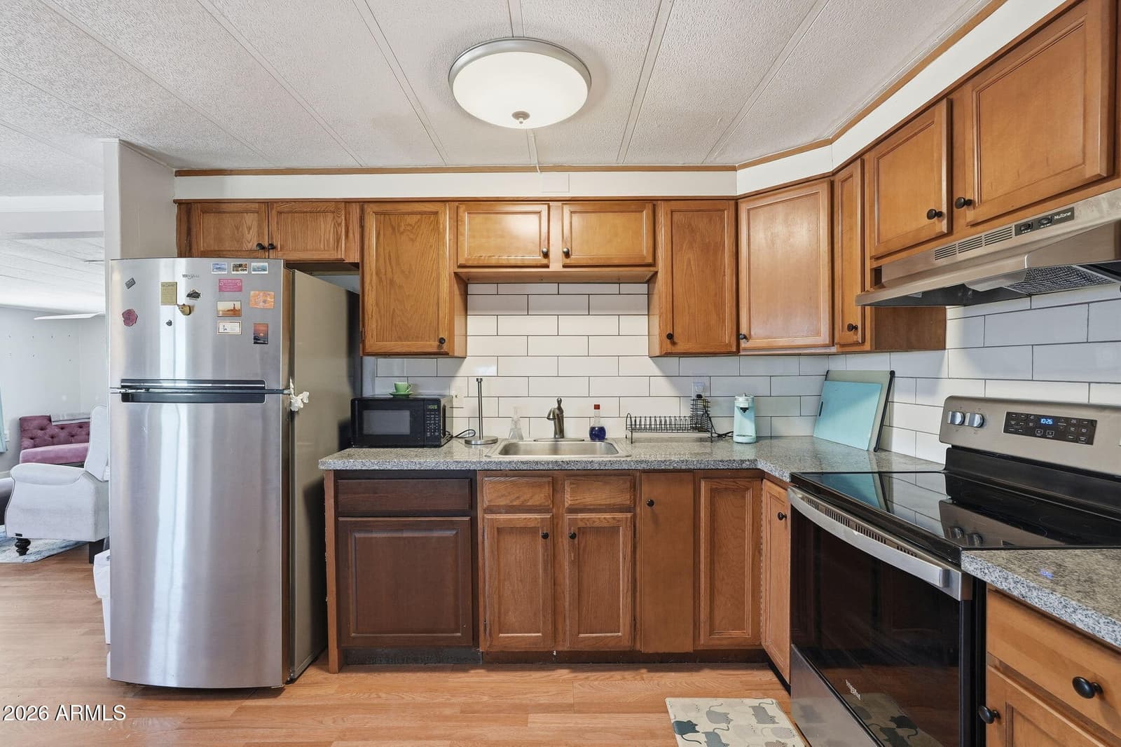 1823 S HILTON Road, Apache Junction, AZ 85119 — photo 13 of 41