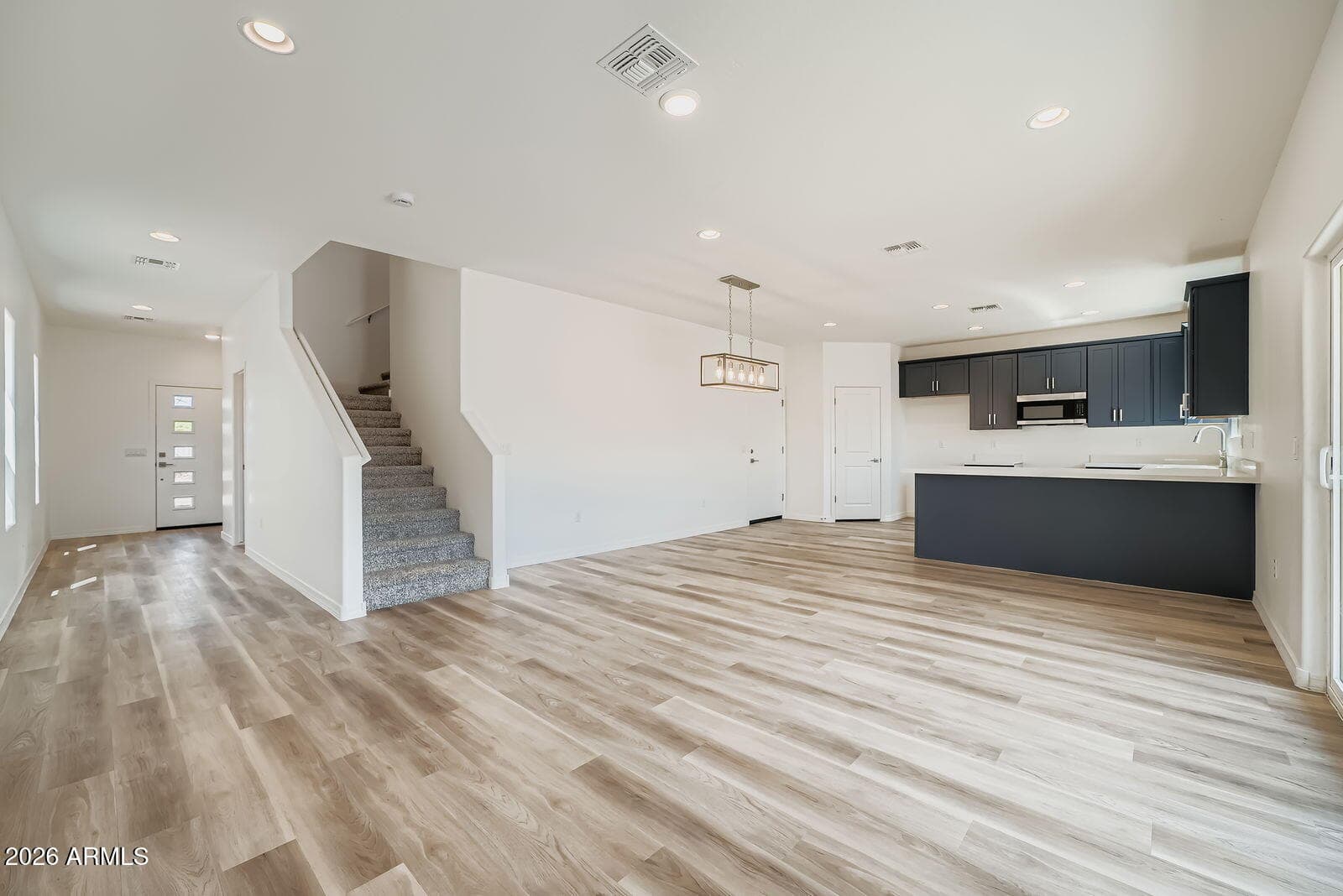 5515 S 11TH Avenue, Phoenix, AZ 85041 — photo 2 of 34