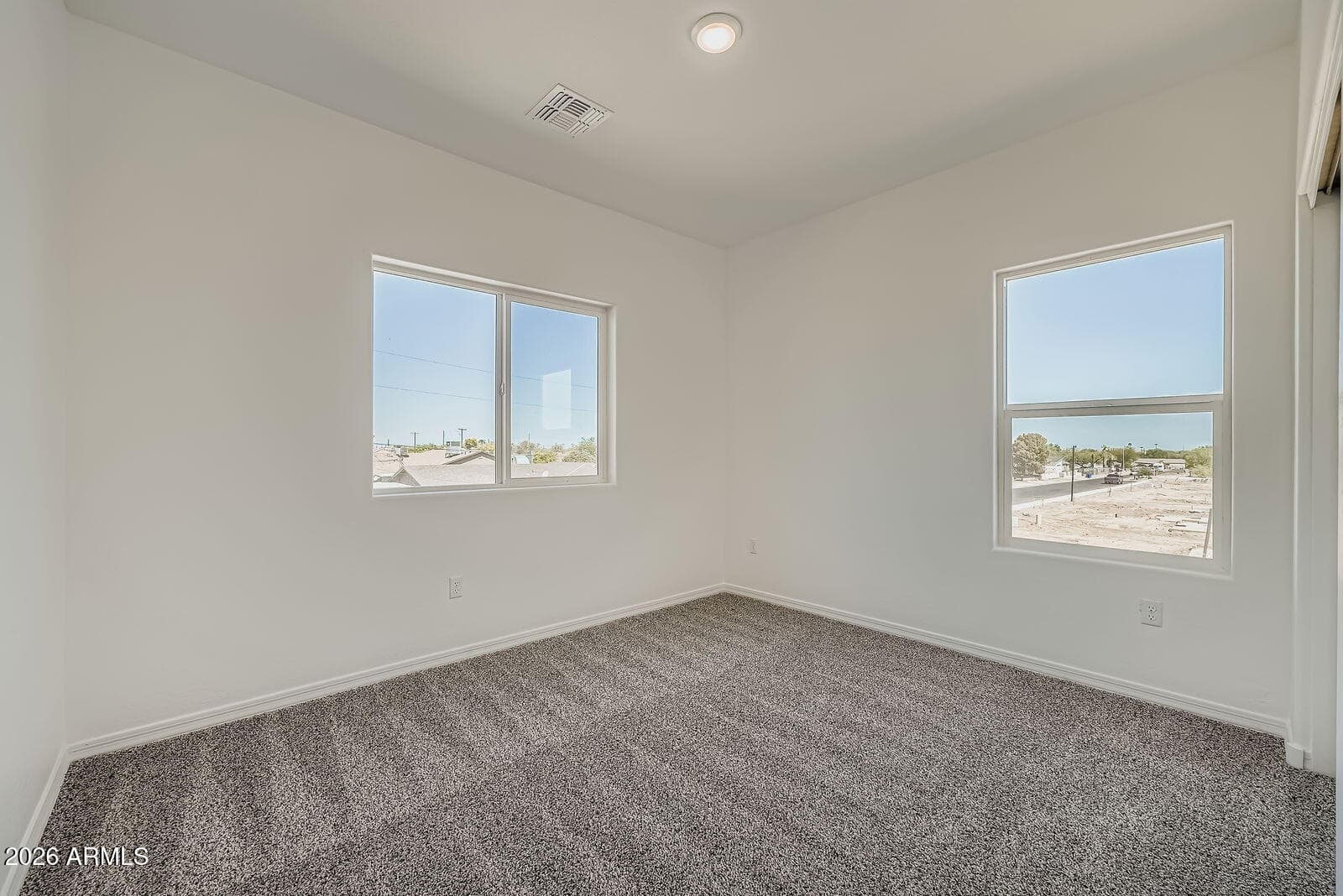 5515 S 11TH Avenue, Phoenix, AZ 85041 — photo 24 of 34