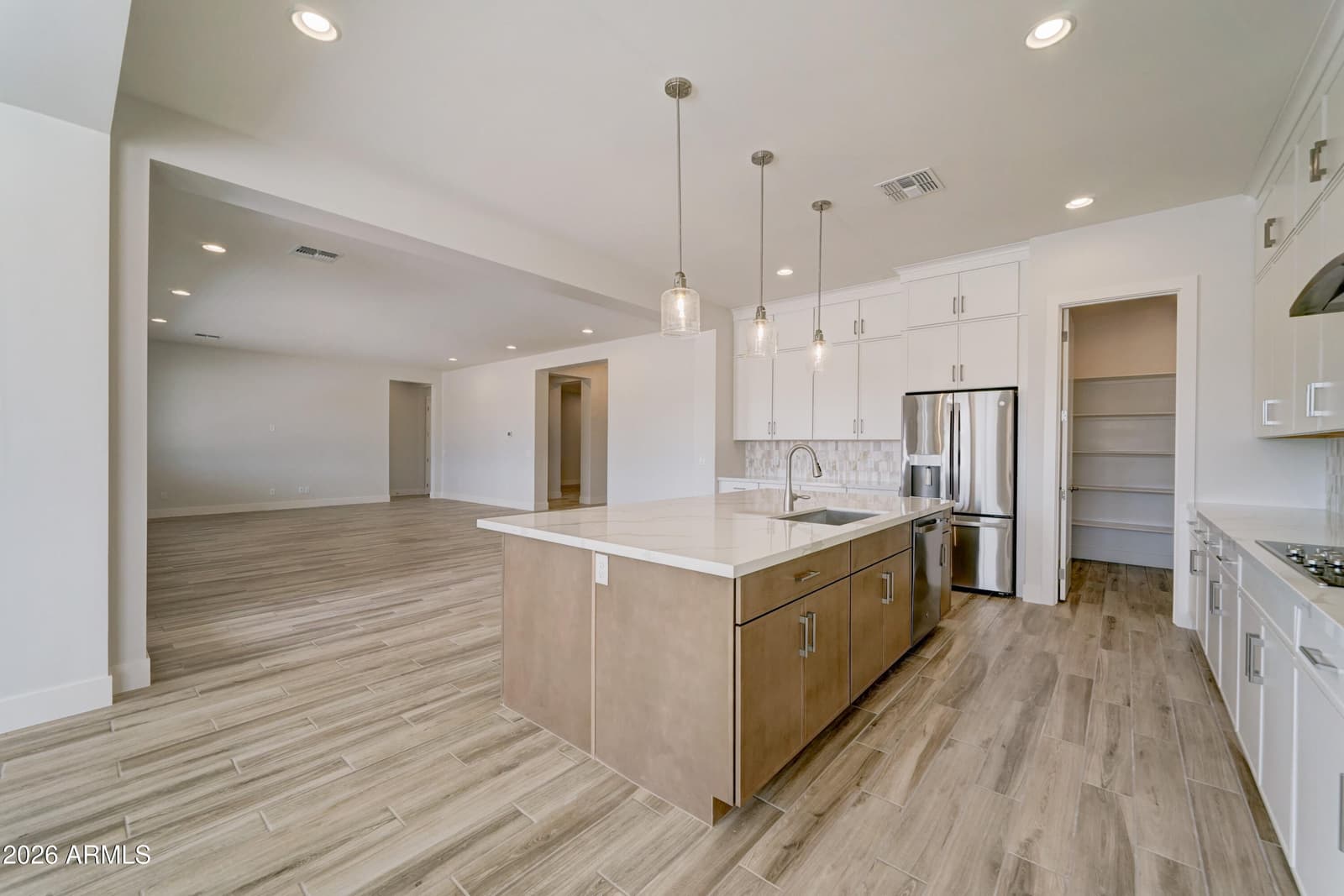4075 W Silverdale Road, San Tan Valley, AZ 85144 — photo 4 of 40