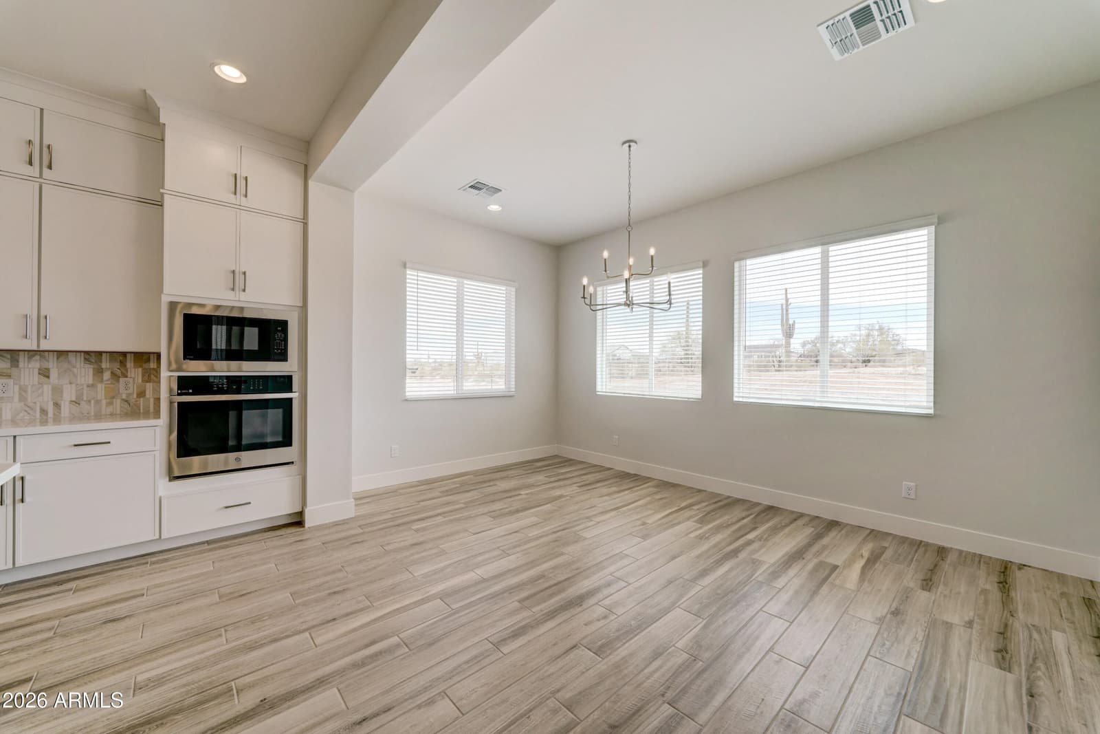 4075 W Silverdale Road, San Tan Valley, AZ 85144 — photo 8 of 40