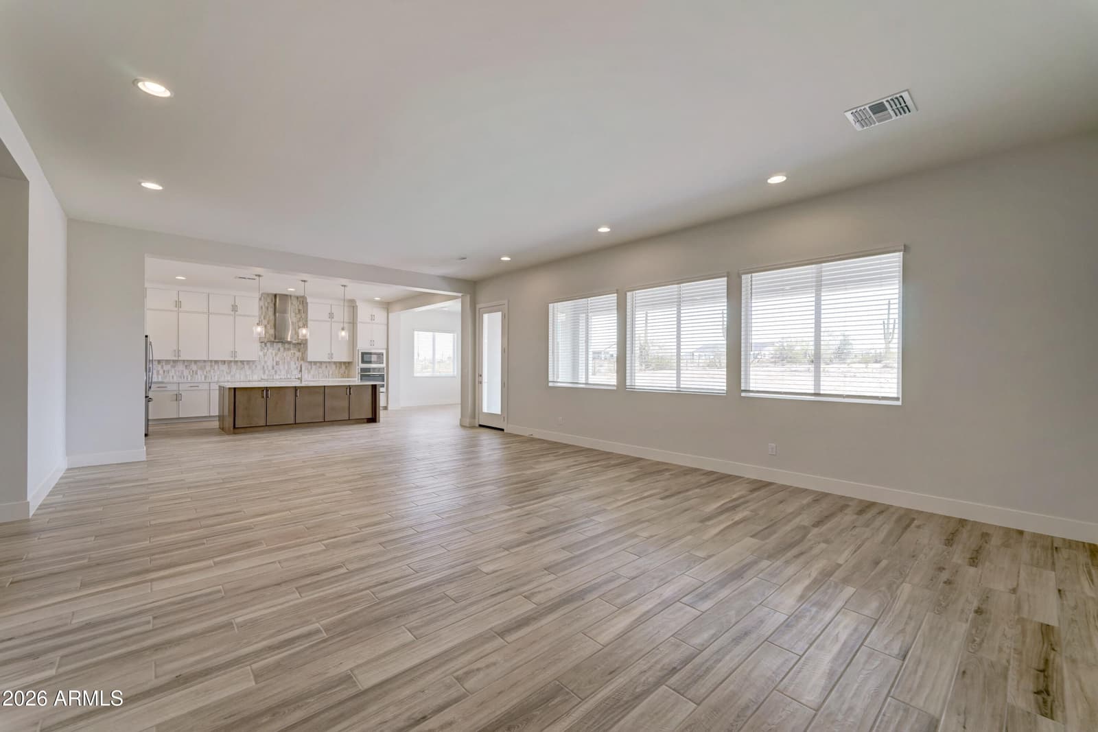 4075 W Silverdale Road, San Tan Valley, AZ 85144 — photo 11 of 40