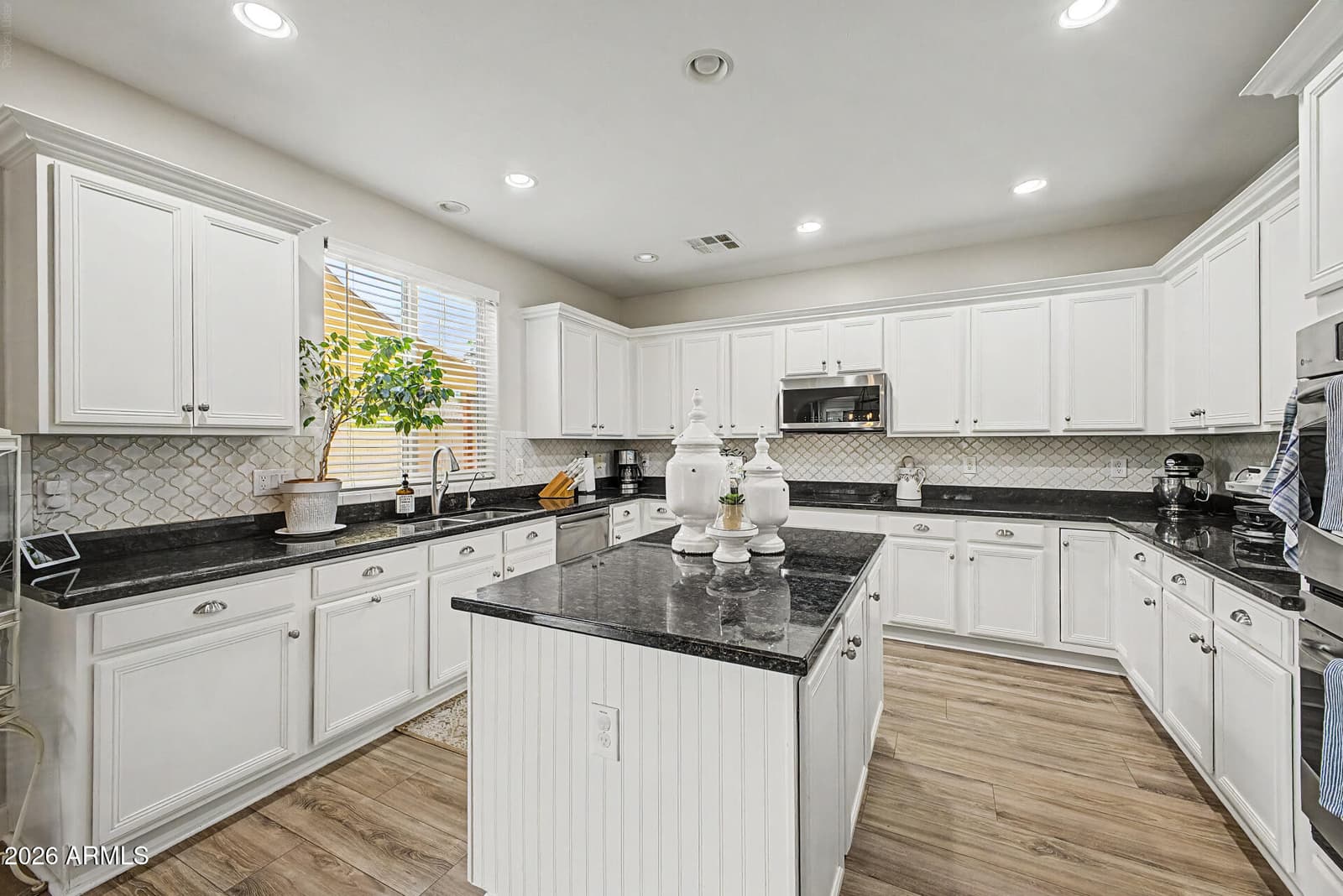 1577 W SWAN Place, Chandler, AZ 85286 — photo 14 of 69