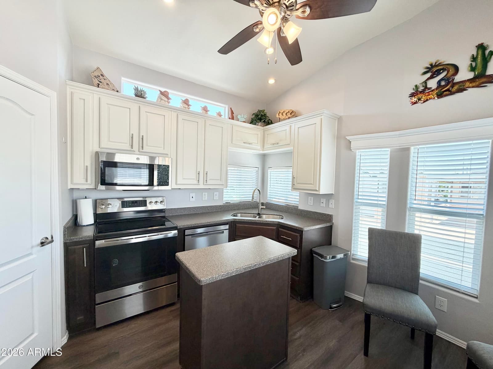 111 S GREENFIELD Road 753, Mesa, AZ 85206 — photo 12 of 65