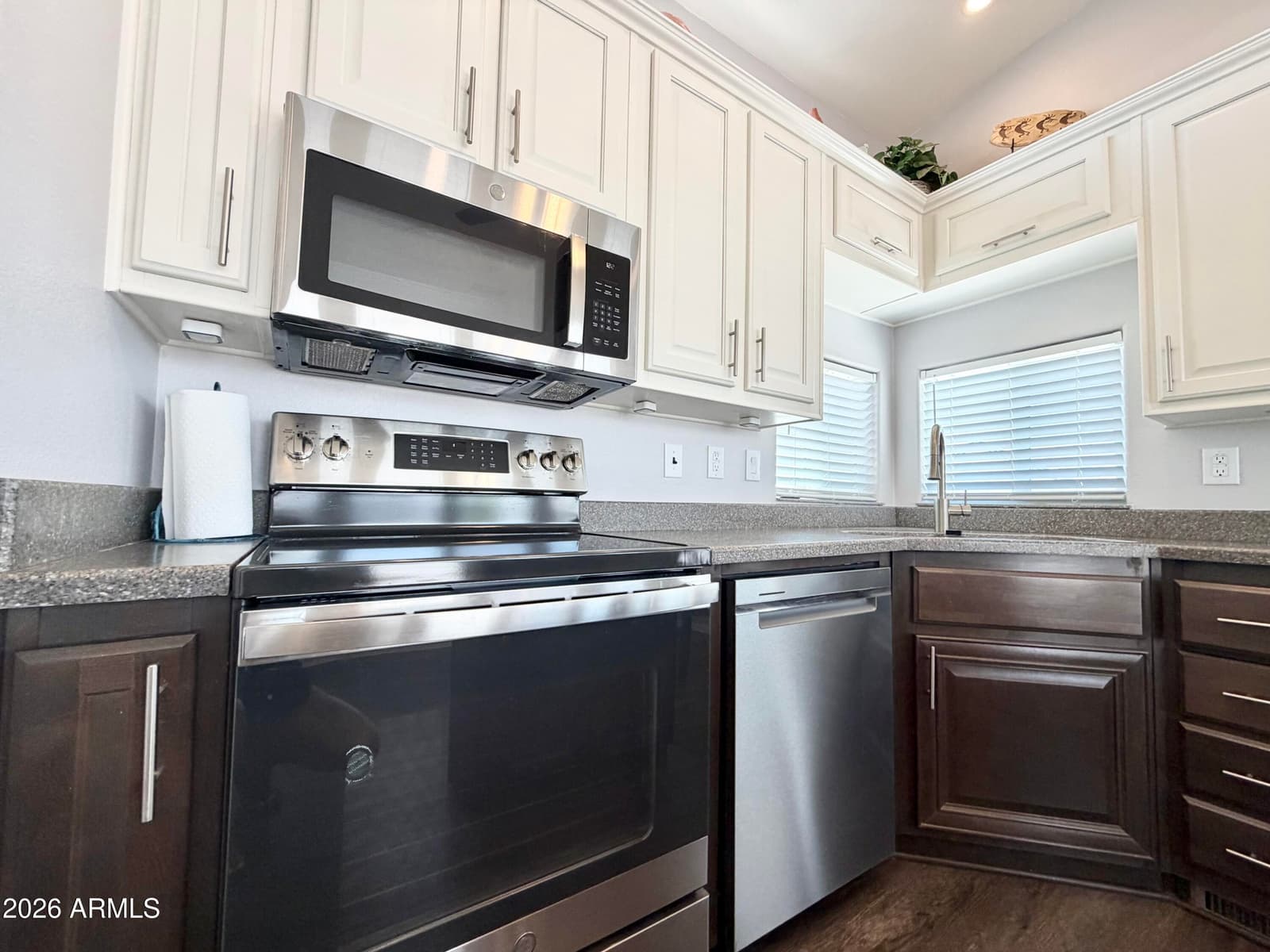111 S GREENFIELD Road 753, Mesa, AZ 85206 — photo 13 of 65