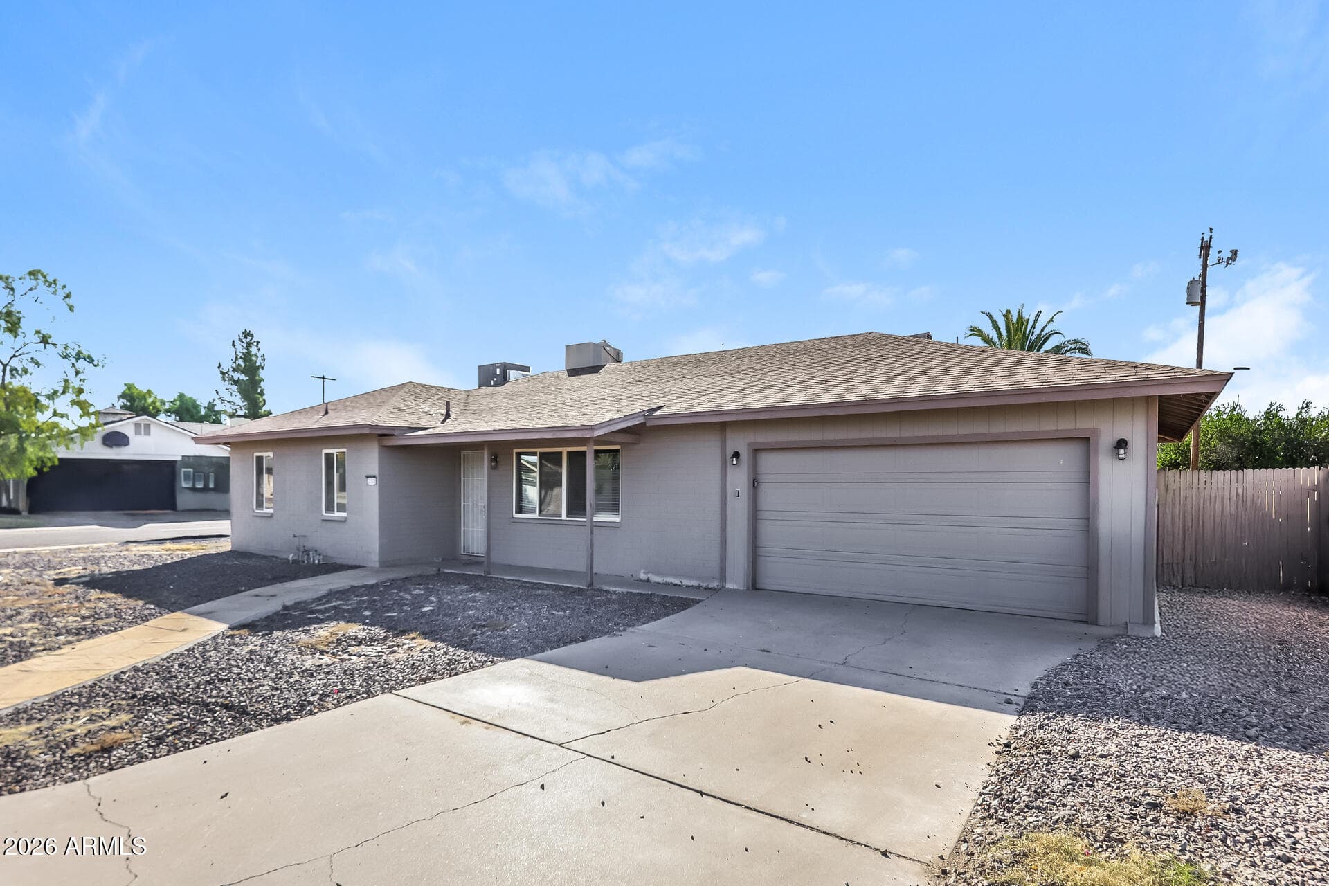 2301 W VILLAGE Drive, Phoenix, AZ 85023 — photo 2 of 21
