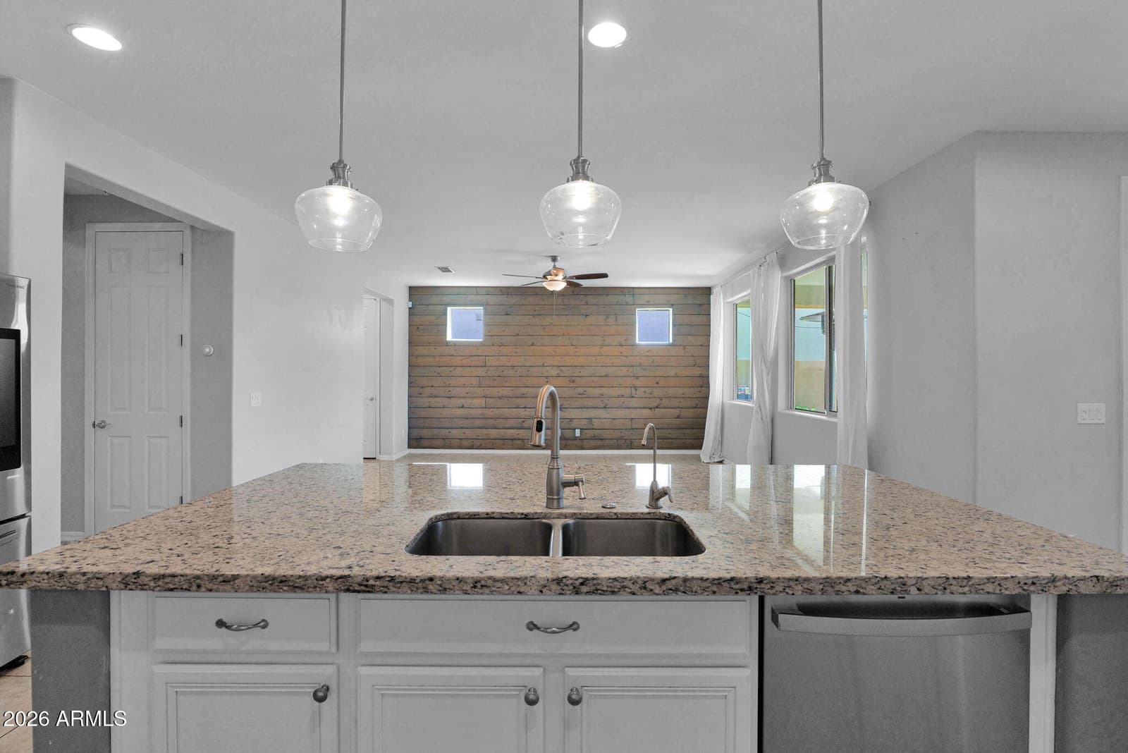 3647 E BLUE SPRUCE Lane, Gilbert, AZ 85298 — photo 12 of 44