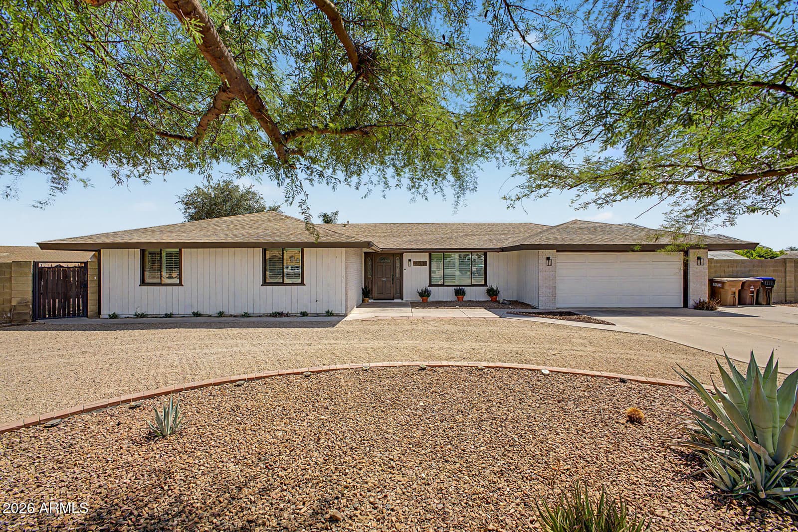 8767 W VILLA HERMOSA, Peoria, AZ 85383 — photo 4 of 39