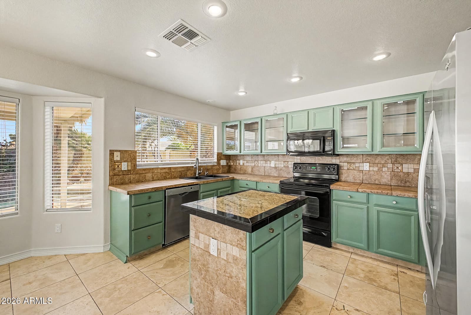 7418 E FARMDALE Avenue, Mesa, AZ 85208 — photo 13 of 39