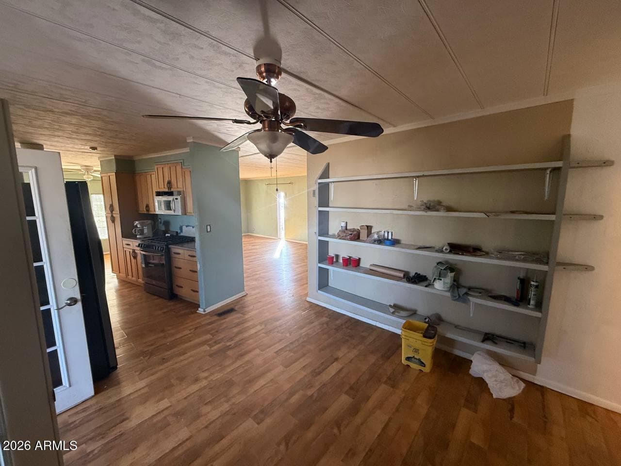 9478 E ESCONDIDO Avenue, Mesa, AZ 85208 — photo 4 of 12