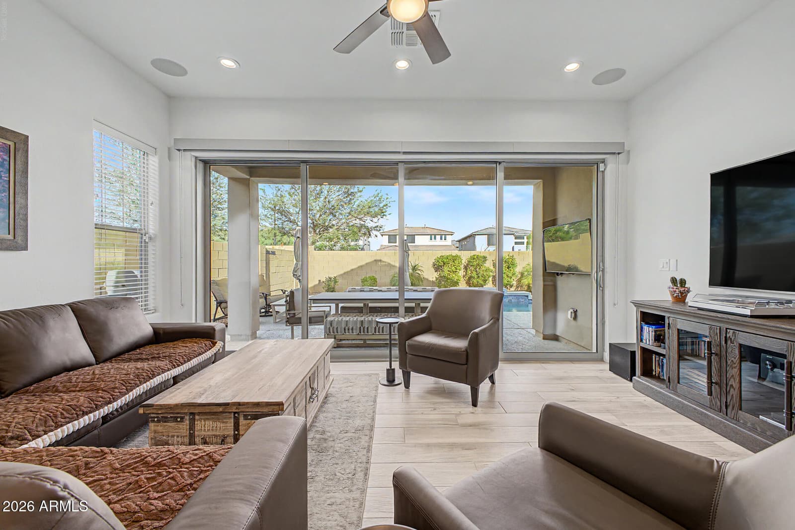 21641 N 59TH Street, Phoenix, AZ 85054 — photo 10 of 48
