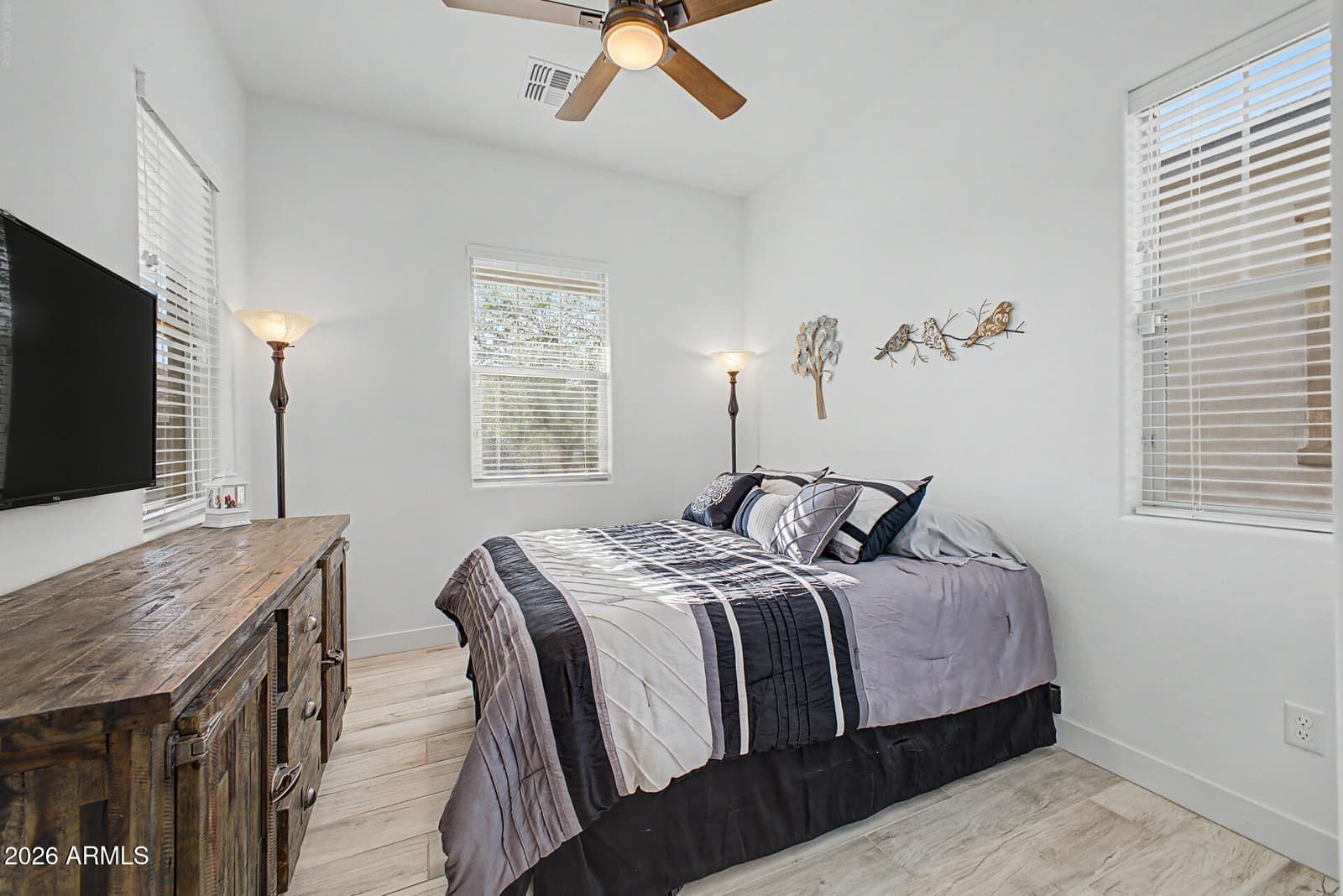 21641 N 59TH Street, Phoenix, AZ 85054 — photo 25 of 48