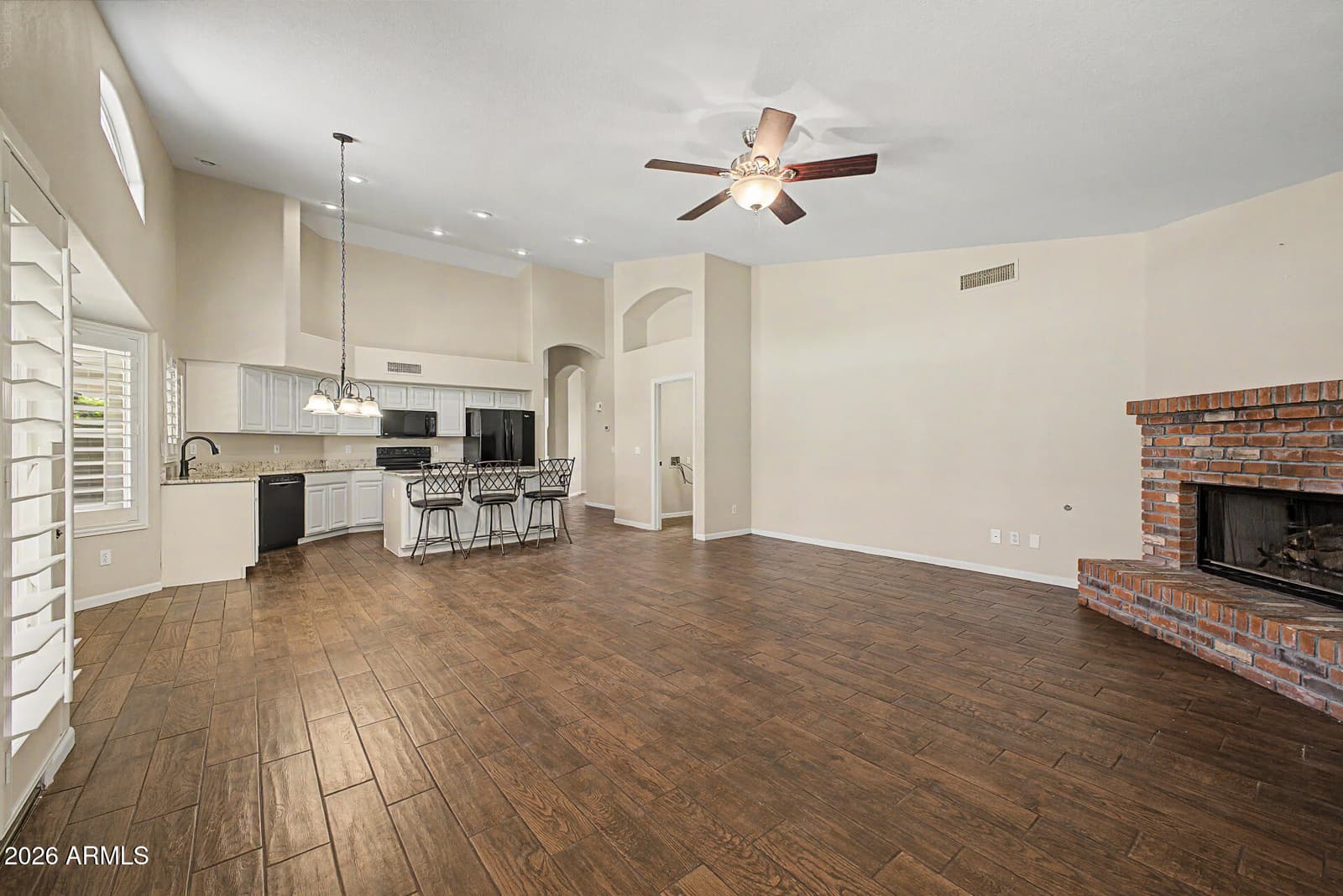 1466 E SPUR Avenue, Gilbert, AZ 85296 — photo 13 of 37