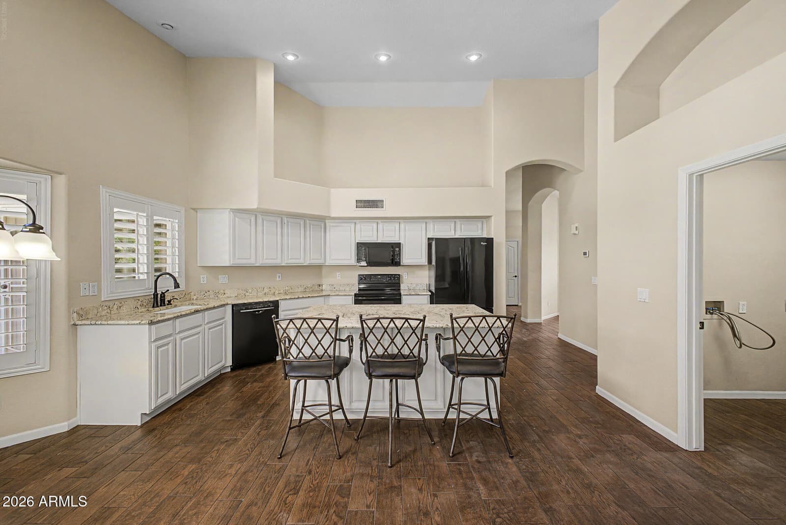 1466 E SPUR Avenue, Gilbert, AZ 85296 — photo 14 of 37