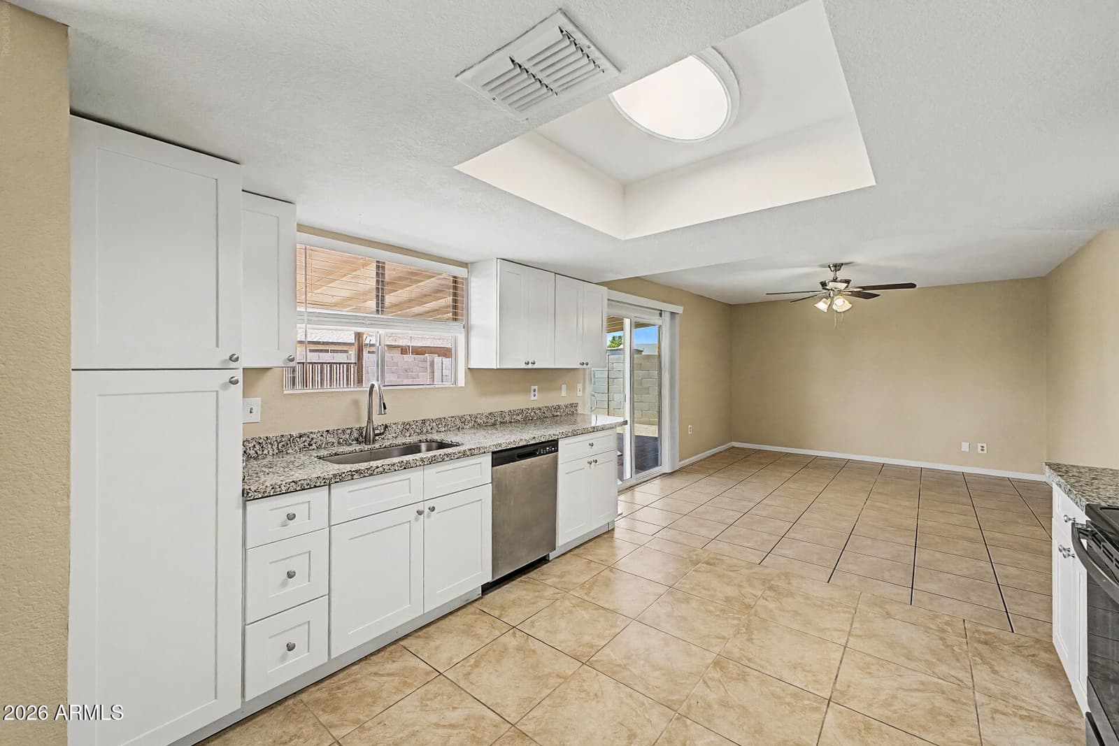 2056 E Delta Avenue, Mesa, AZ 85204 — photo 10 of 37