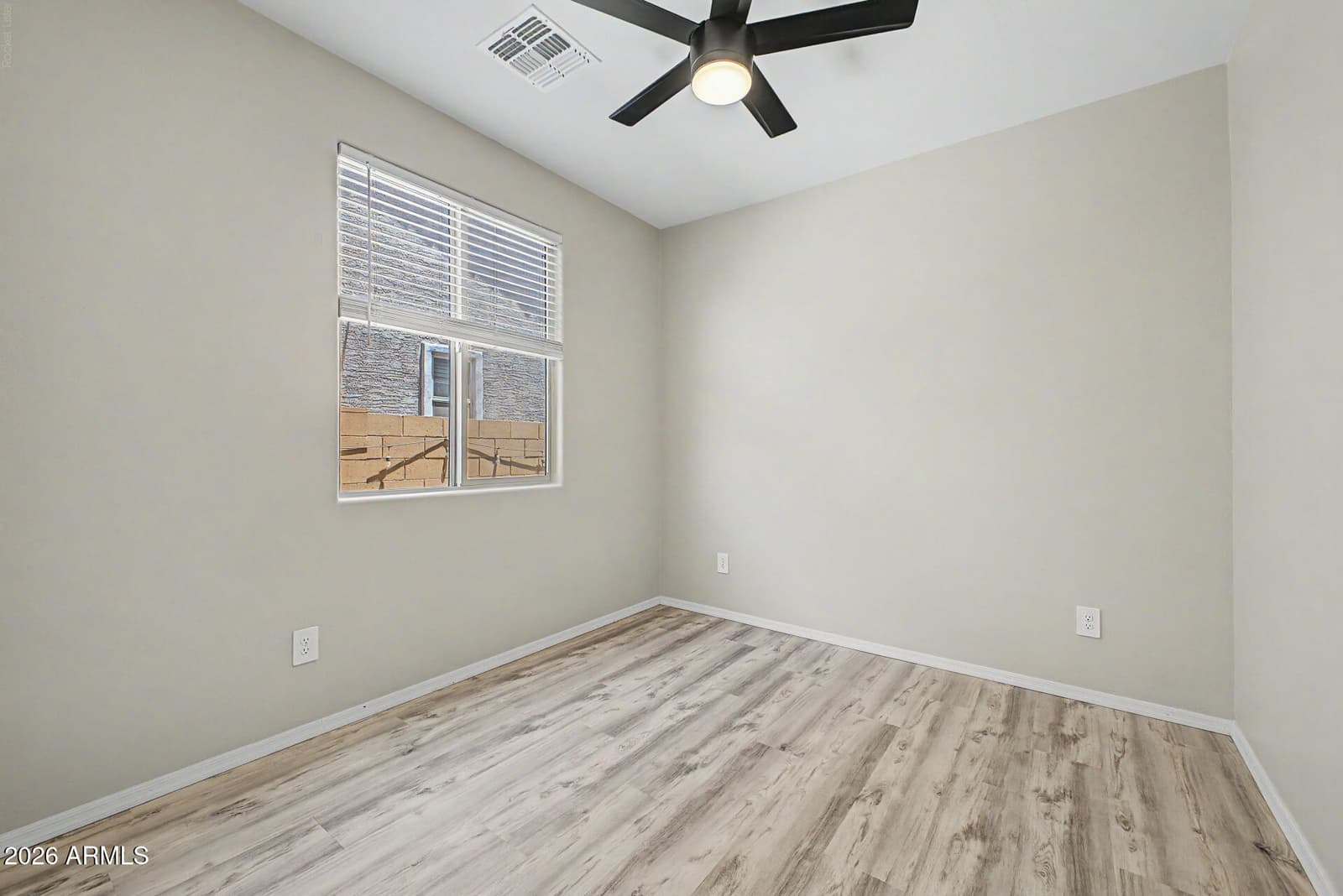913 S 108TH Avenue, Avondale, AZ 85323 — photo 15 of 22