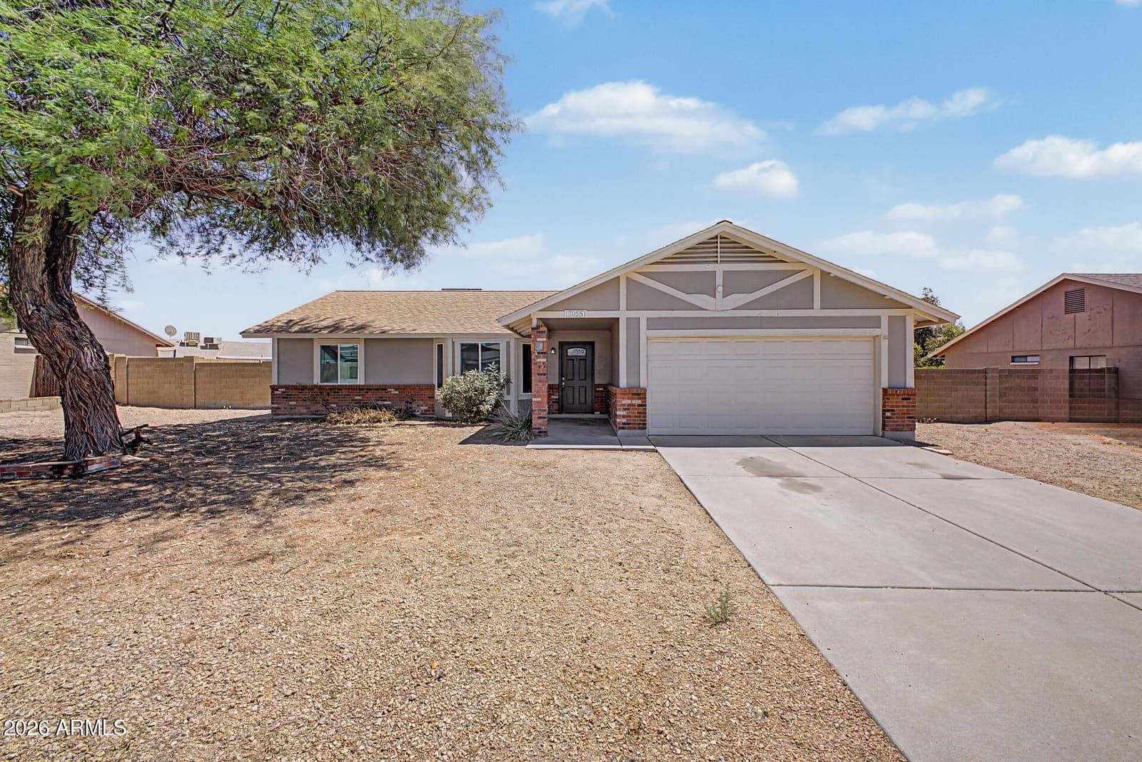 7055 E GARY Street, Mesa, AZ 85207 — photo 3 of 34