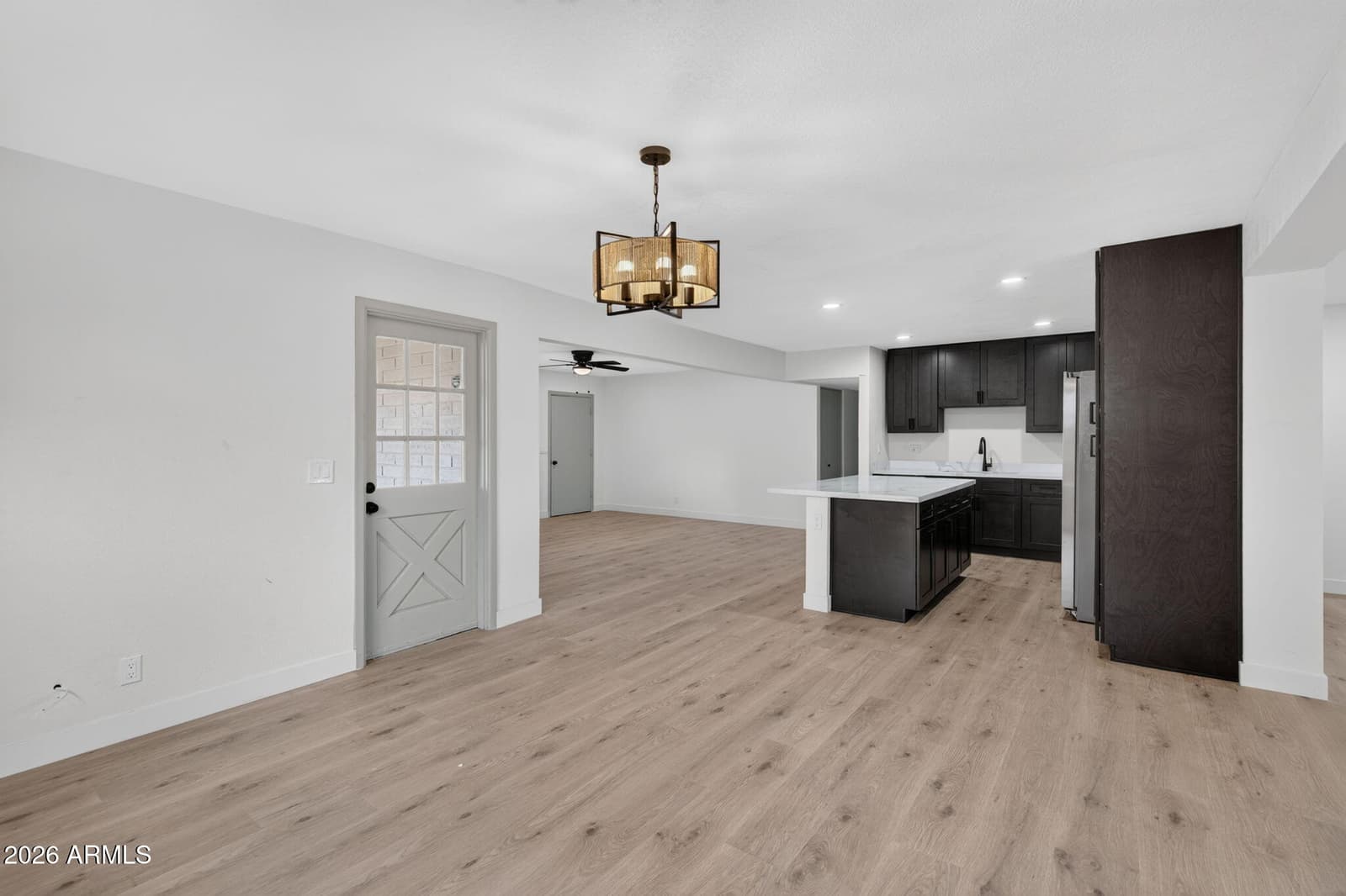 12649 N 30TH Drive, Phoenix, AZ 85029 — photo 13 of 43