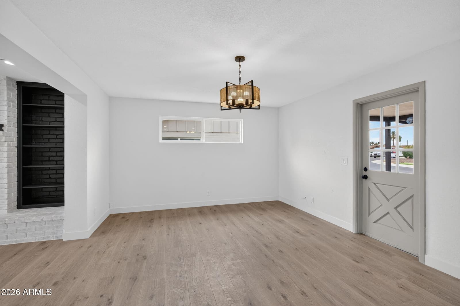 12649 N 30TH Drive, Phoenix, AZ 85029 — photo 9 of 43