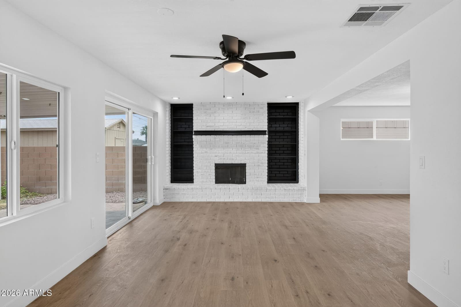 12649 N 30TH Drive, Phoenix, AZ 85029 — photo 16 of 43