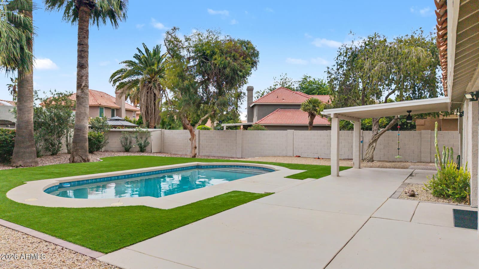 8515 S MAPLE Avenue, Tempe, AZ 85284 — photo 12 of 33