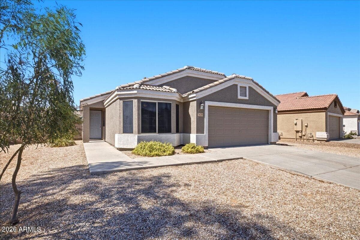 16230 W PORT AU PRINCE Lane, Surprise, AZ 85379 — photo 3 of 35