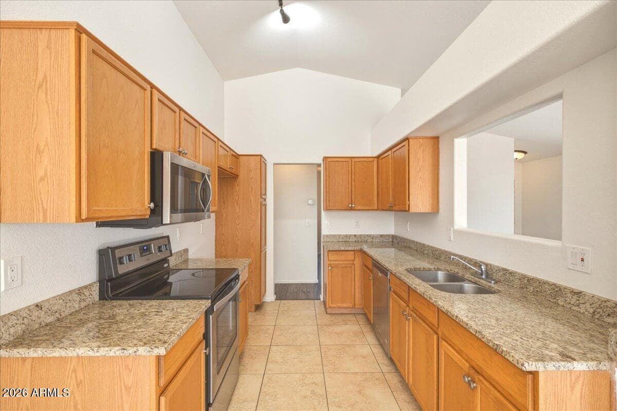 16230 W PORT AU PRINCE Lane, Surprise, AZ 85379 — photo 9 of 35