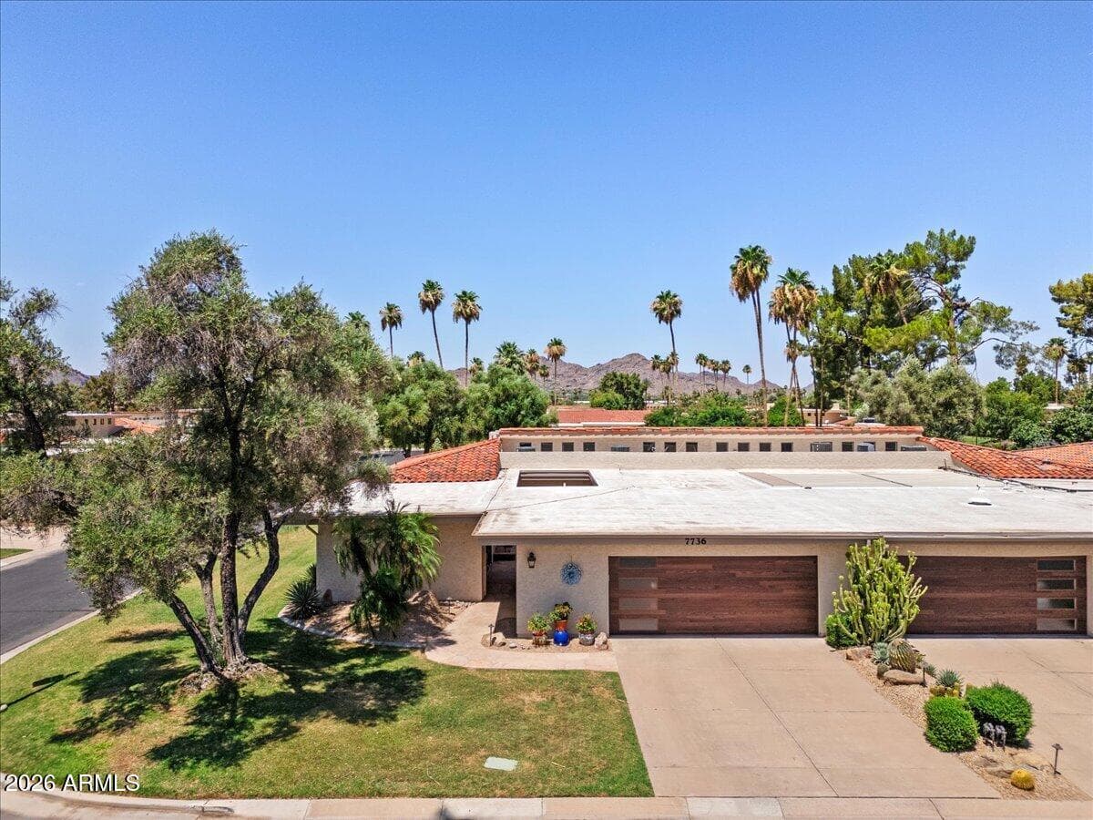 7736 E BISBEE Road, Scottsdale, AZ 85258 — photo 2 of 66